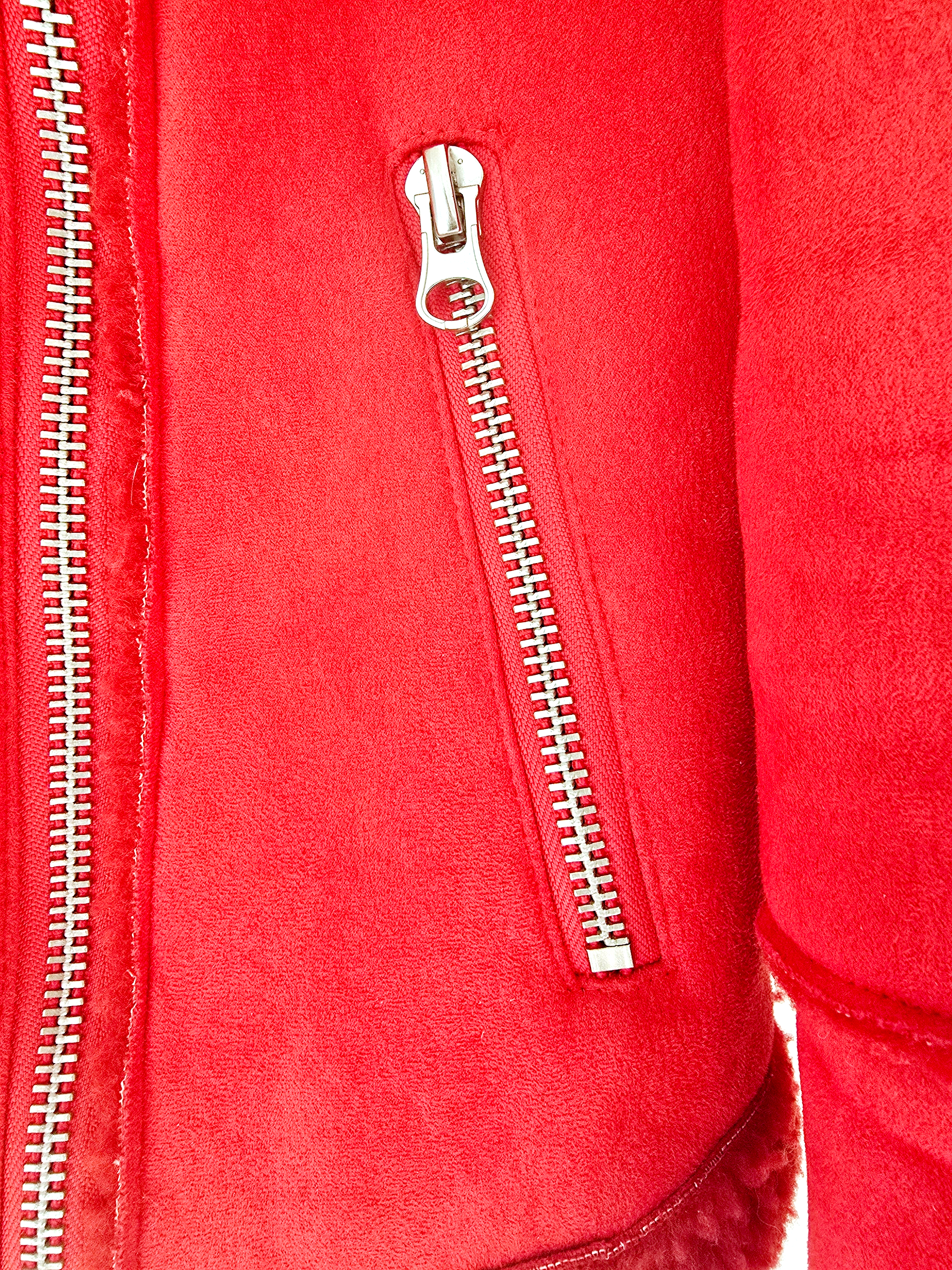 Perfecto rouge fausse fourrure