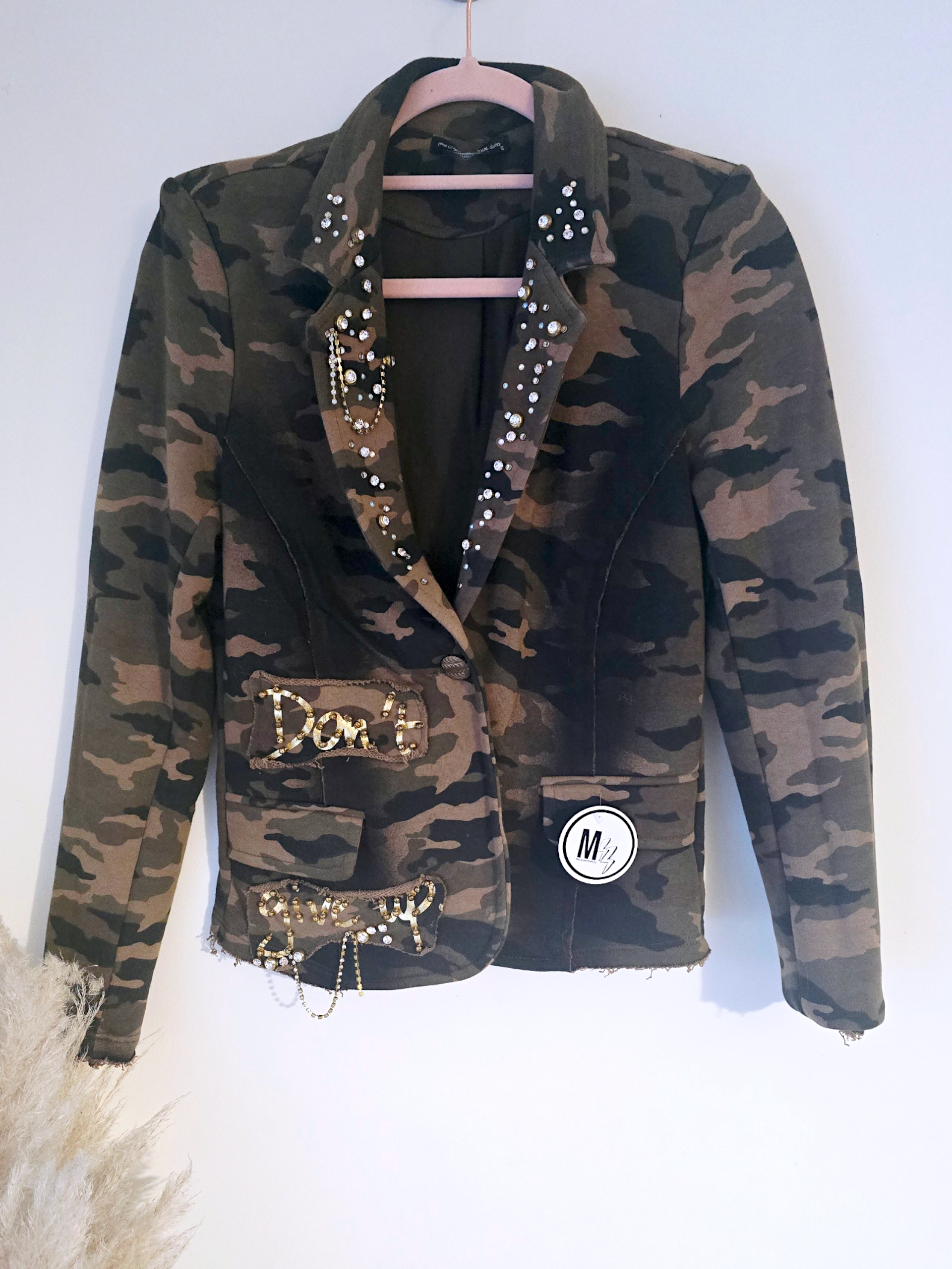 Veste cintrée camouflage kaki