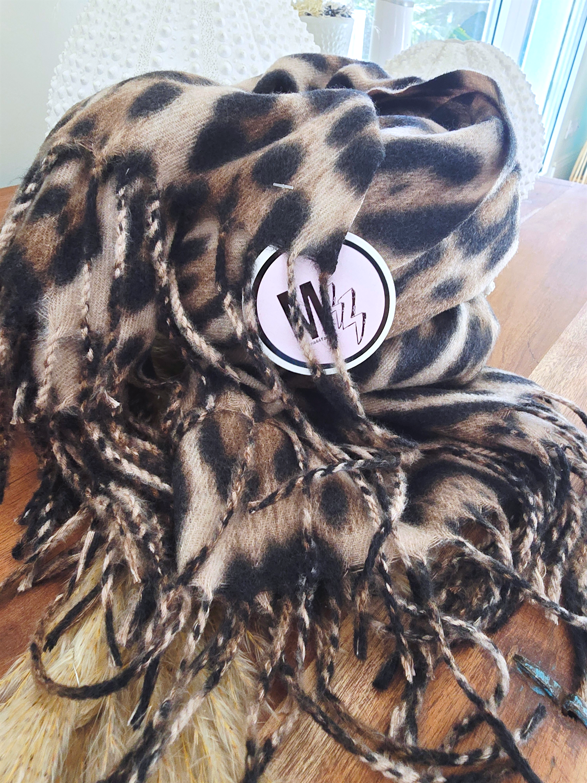 Long écharpe léopard