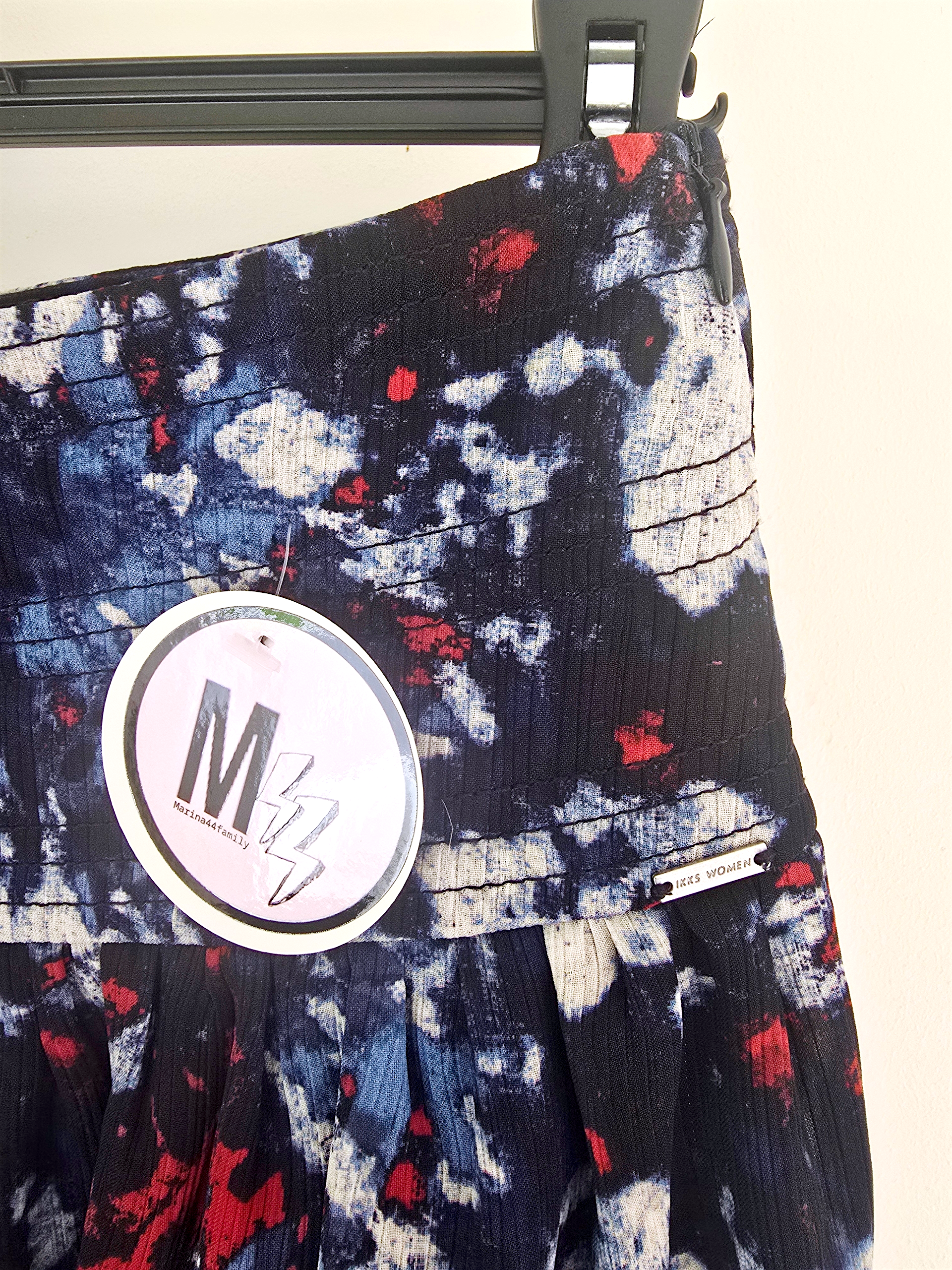 Jupe courte à imprimé camouflage