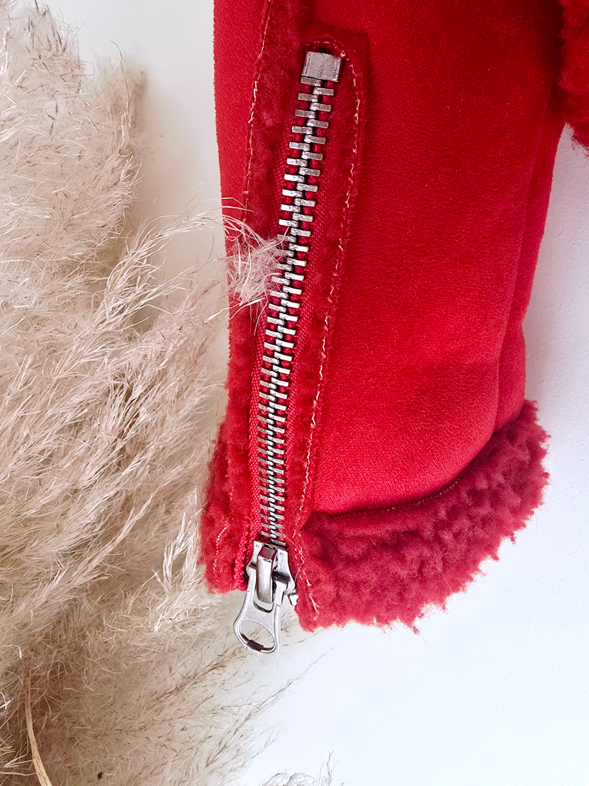 Perfecto rouge fausse fourrure