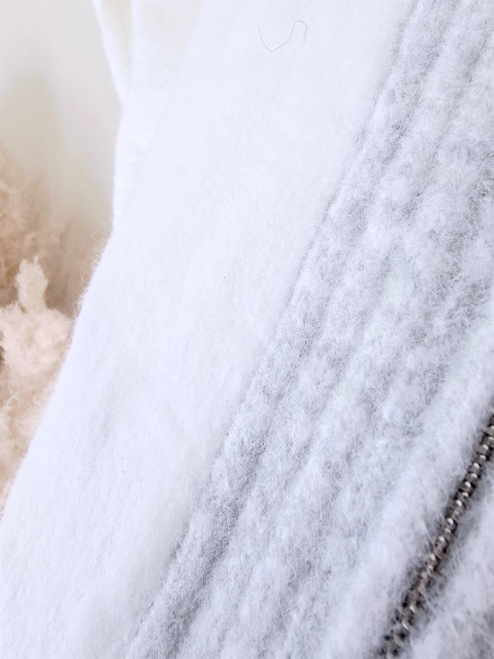 Cardigan blanc à capuche à maille douce et chaude