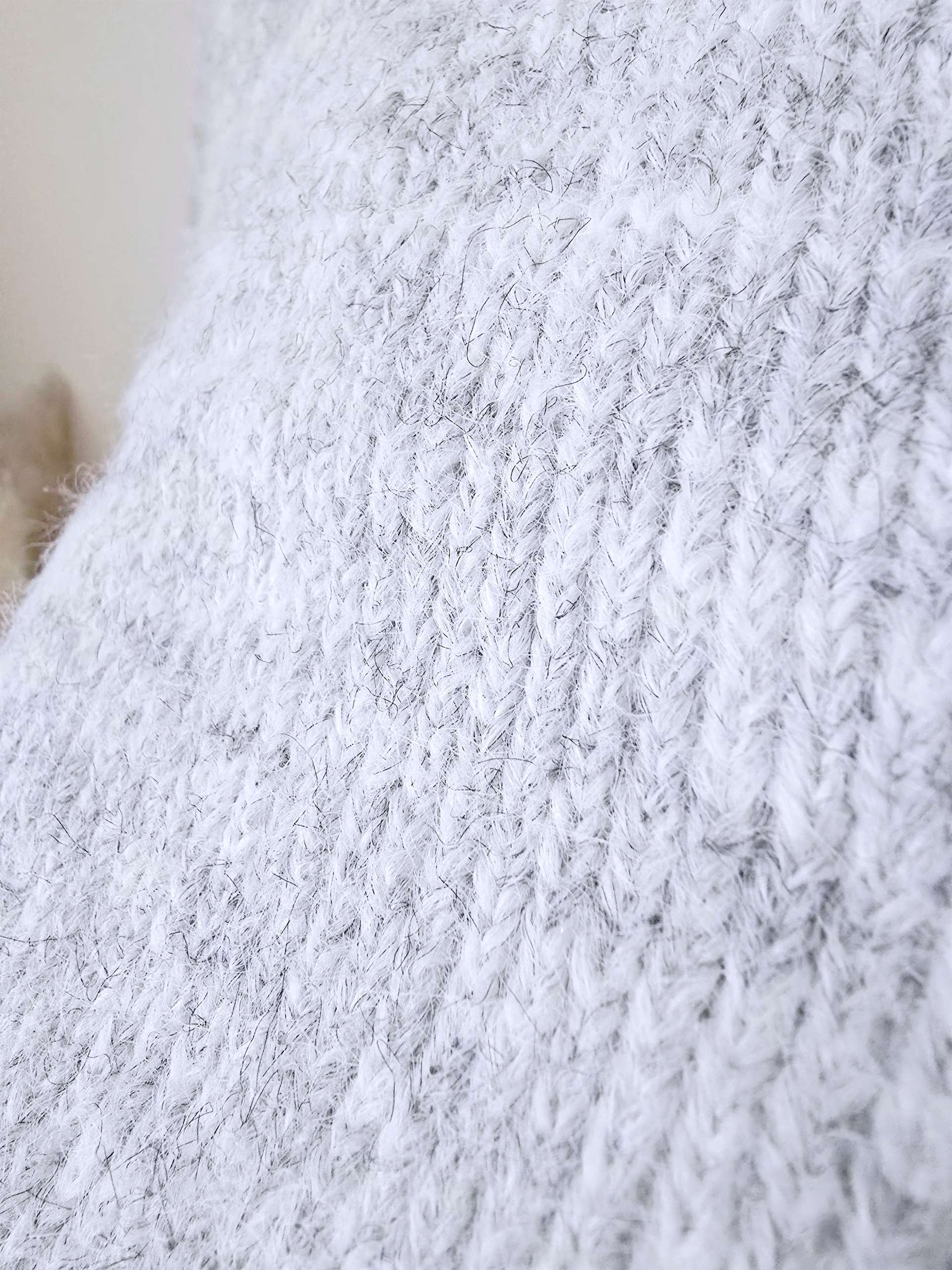 Pull gris chaud à maille douce