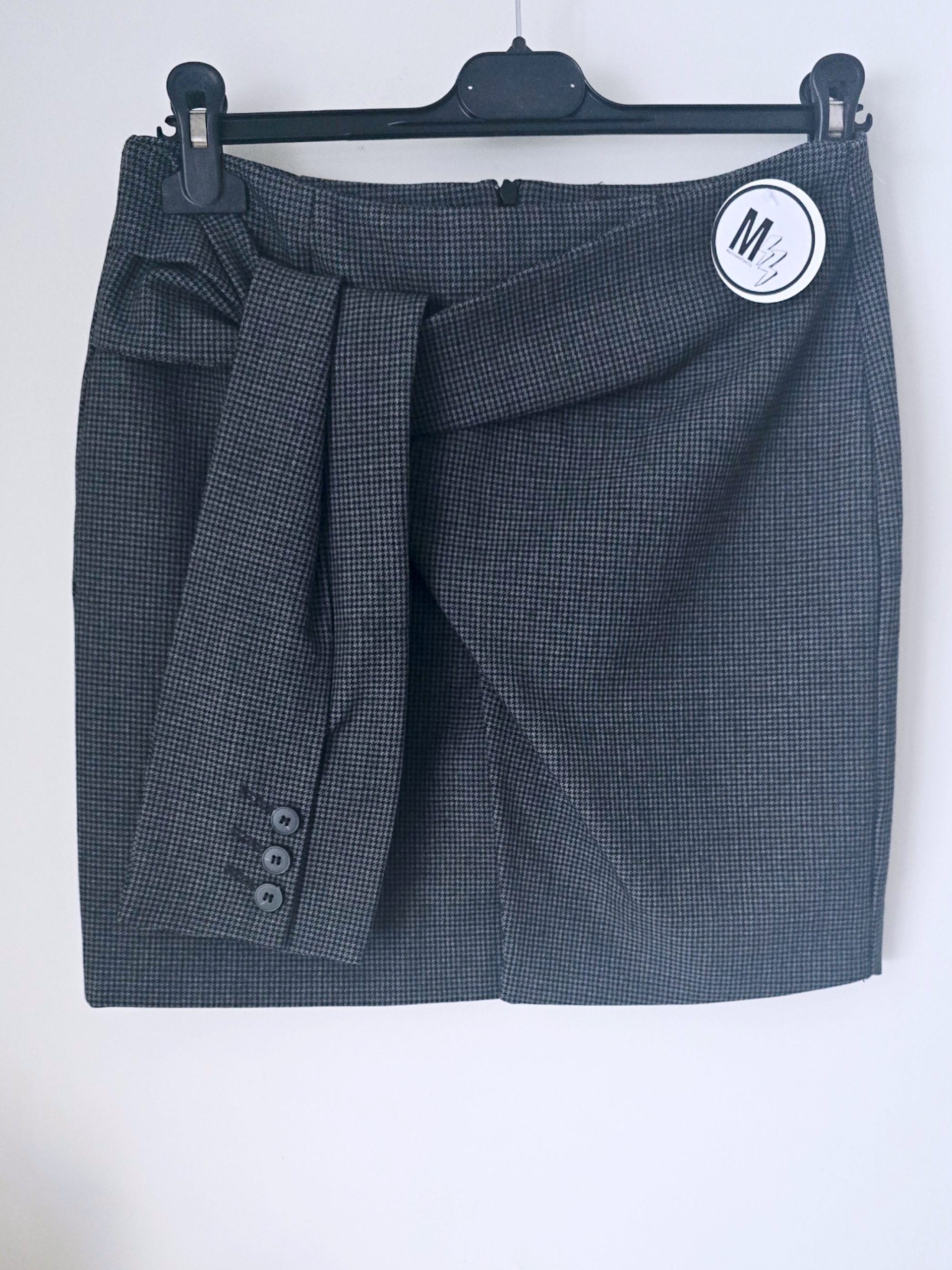 Jupe originale noire et grise