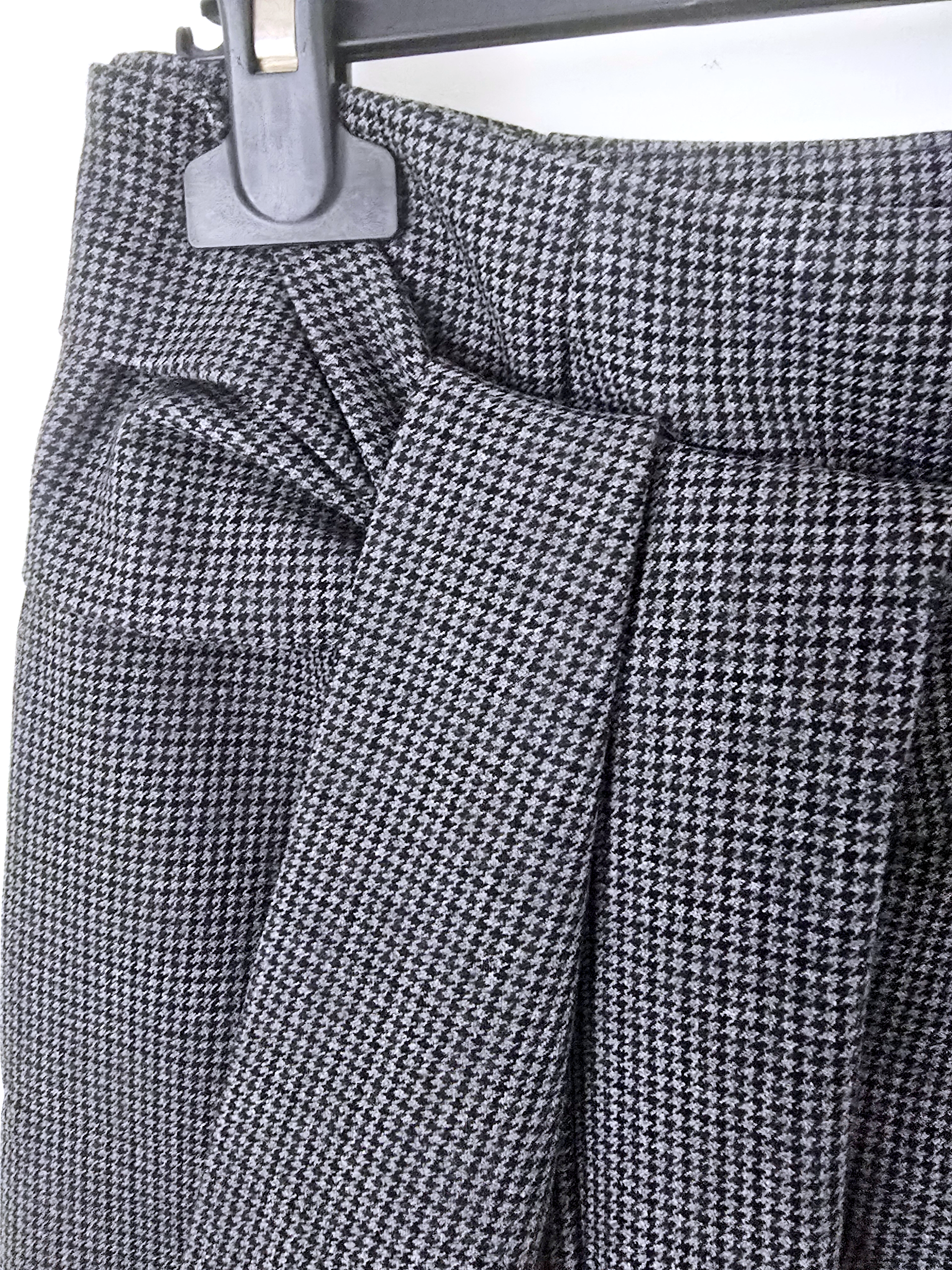 Jupe originale noire et grise