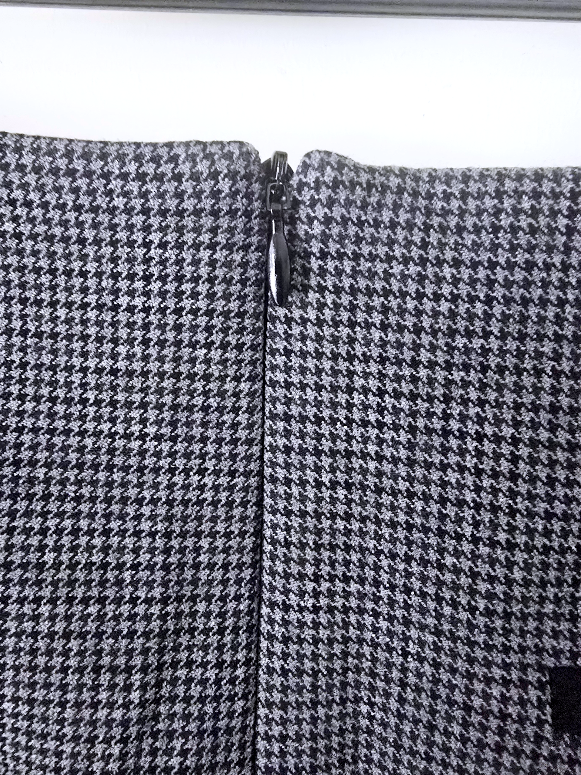 Jupe originale noire et grise