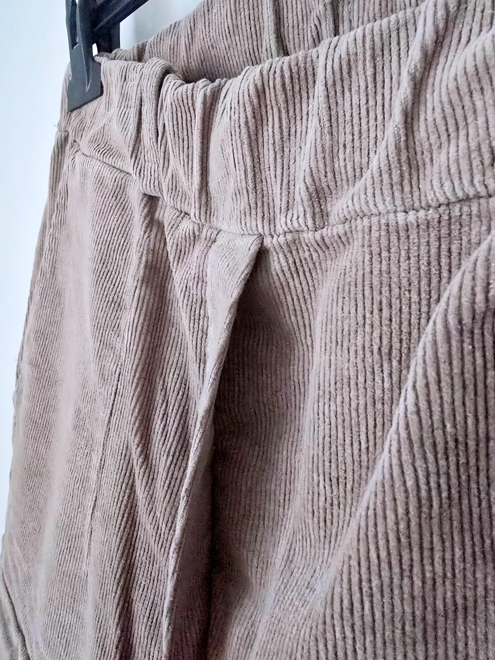 Pantalon cargo velours beige