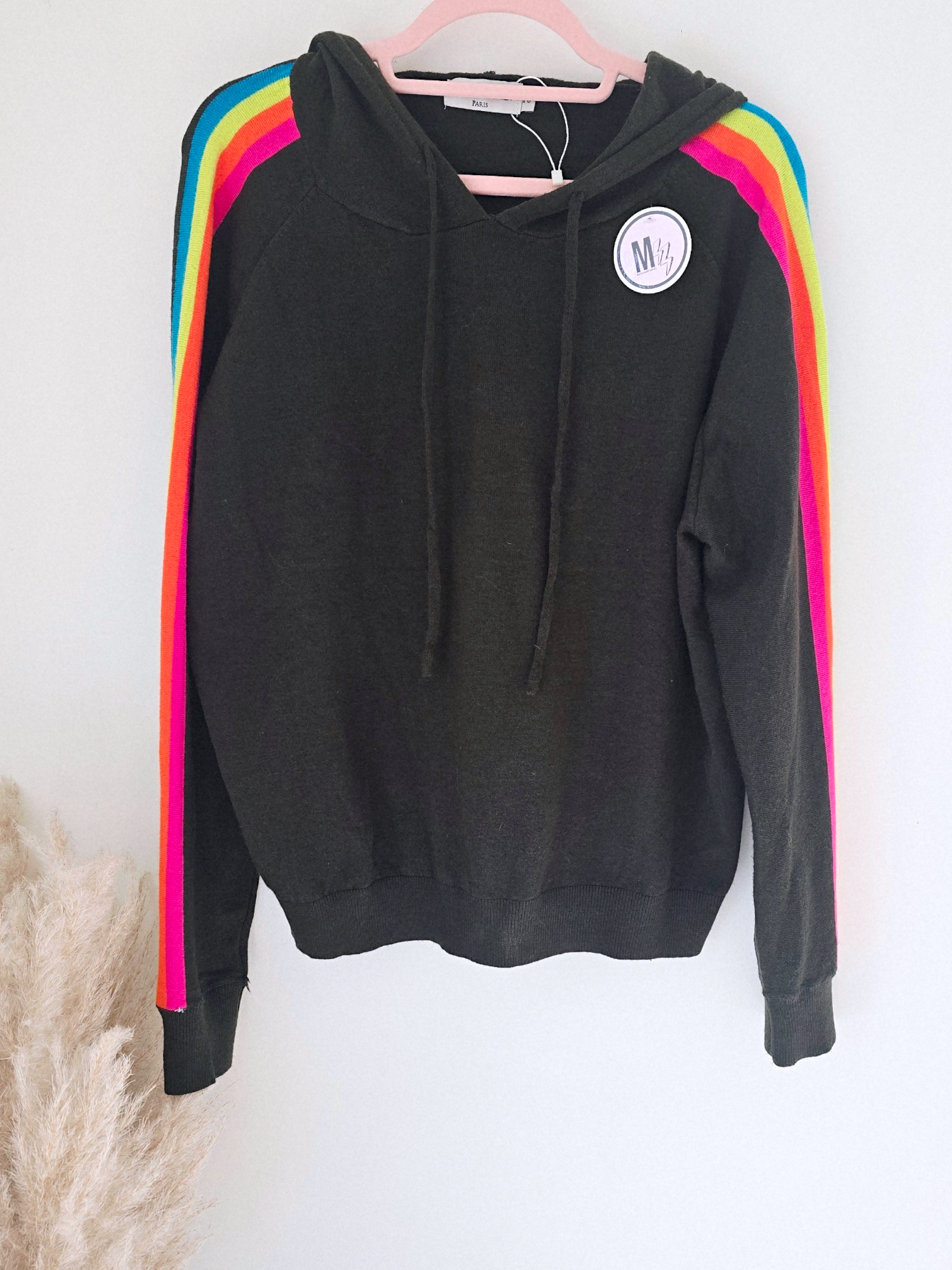 Pull vert kaki à manches arc-en-ciel fluo - 𝐌𝐚𝐫𝐢𝐧𝐚𝟒𝟒𝐟𝐚𝐦𝐢𝐥𝐲