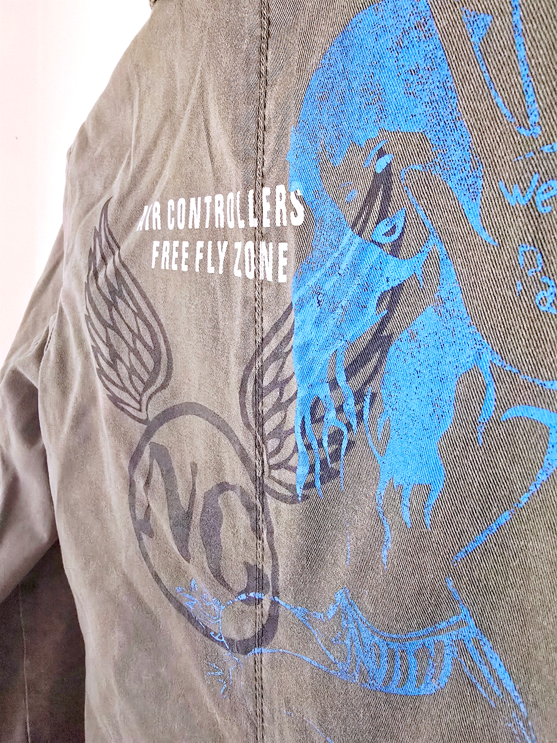 Veste cintrée créateur customisée - 𝐌𝐚𝐫𝐢𝐧𝐚𝟒𝟒𝐟𝐚𝐦𝐢𝐥𝐲