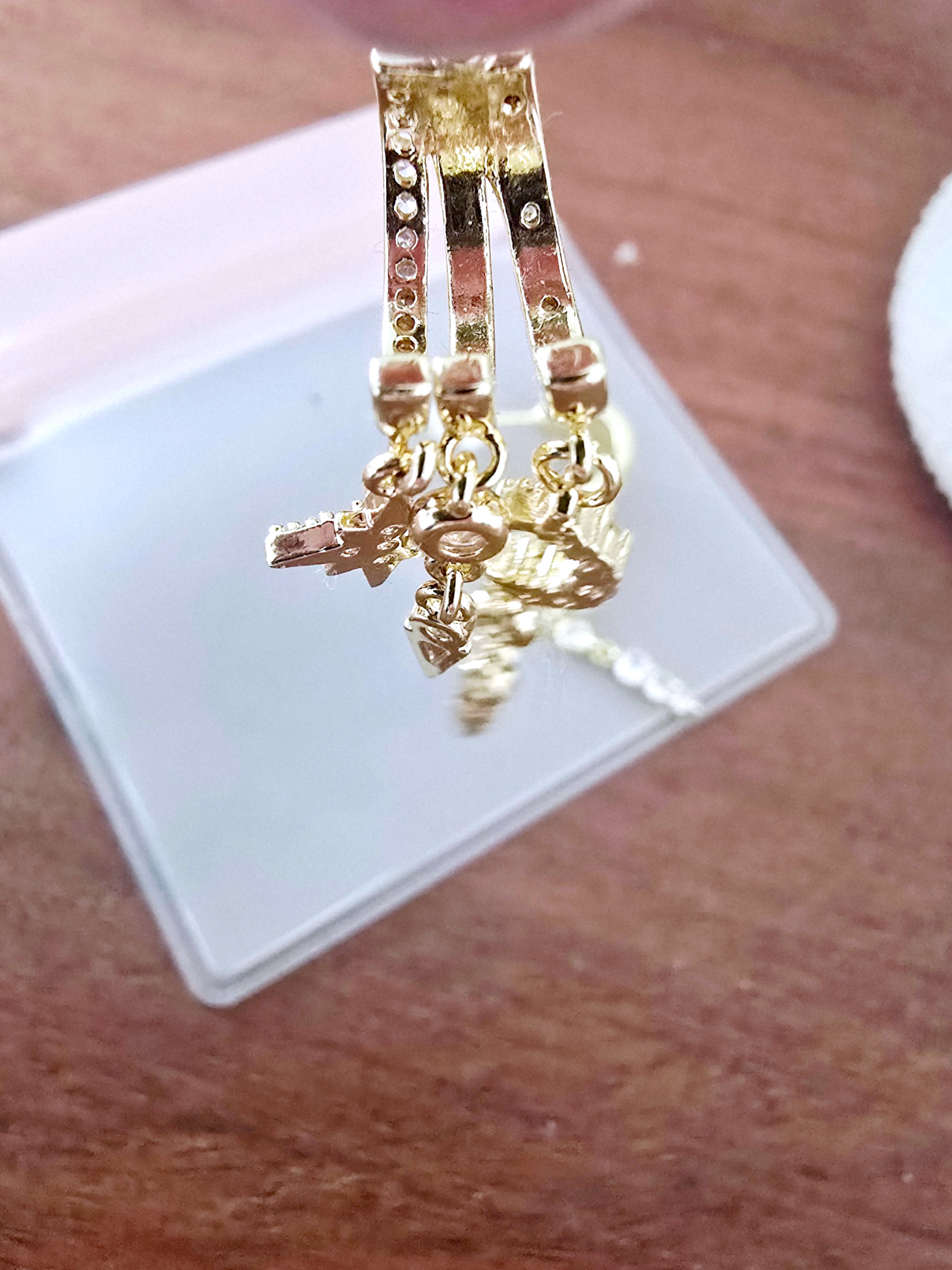 Boucles d'oreilles pendentes dorées acier inoxydable - 𝐌𝐚𝐫𝐢𝐧𝐚𝟒𝟒𝐟𝐚𝐦𝐢𝐥𝐲