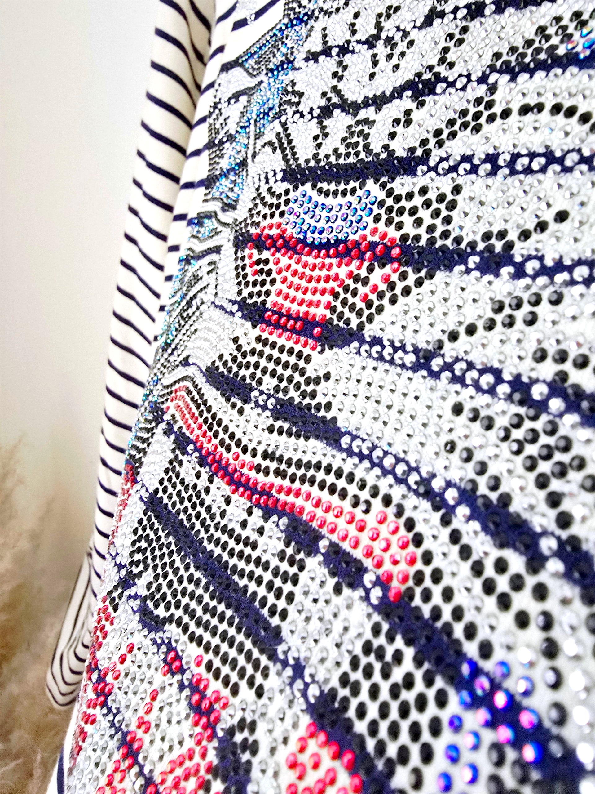 Veste marinière à tigre à sequins - 𝐌𝐚𝐫𝐢𝐧𝐚𝟒𝟒𝐟𝐚𝐦𝐢𝐥𝐲