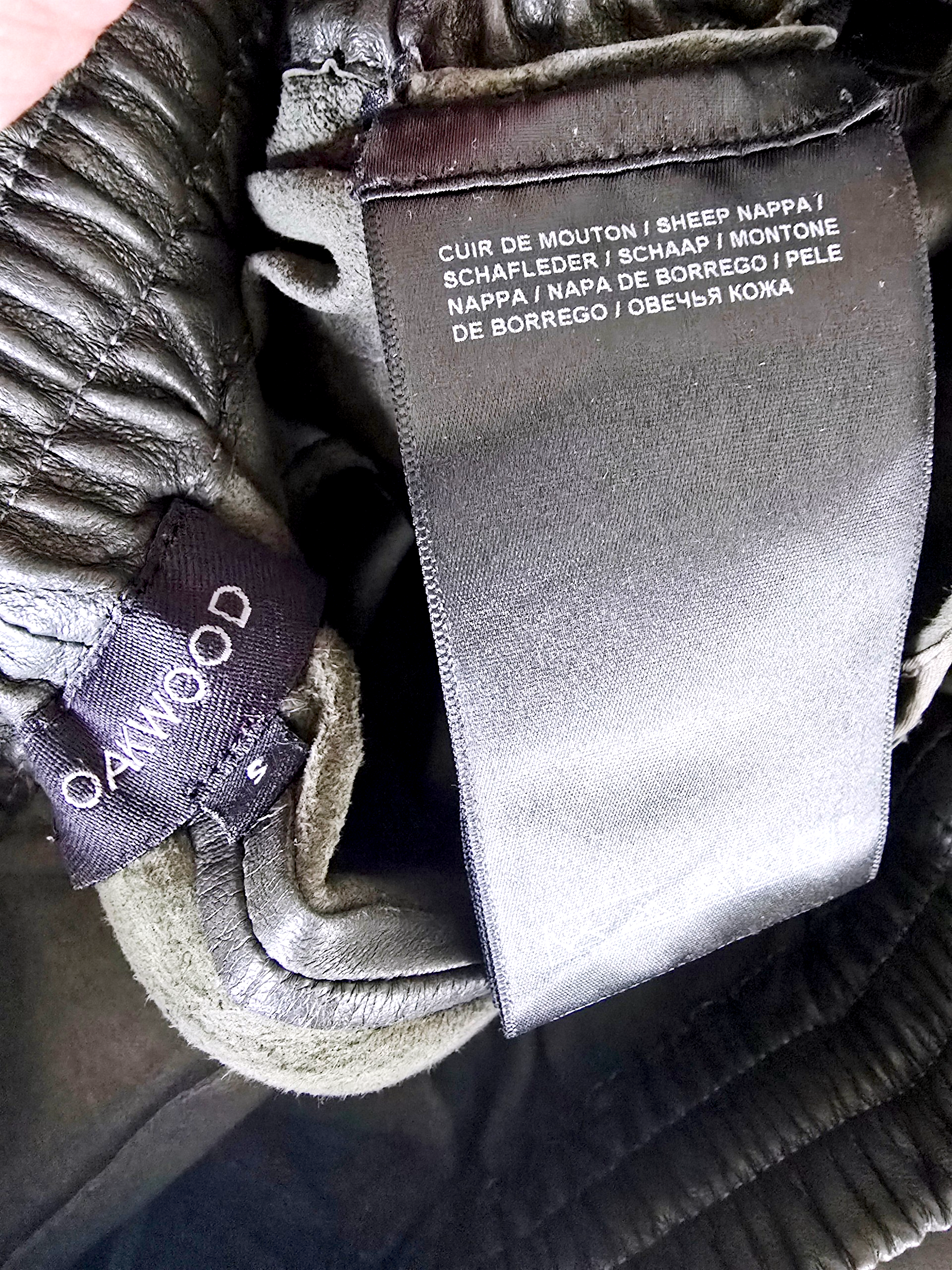 Pantalon kaki 100% cuir - 𝐌𝐚𝐫𝐢𝐧𝐚𝟒𝟒𝐟𝐚𝐦𝐢𝐥𝐲