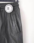 Pantalon kaki 100% cuir - 𝐌𝐚𝐫𝐢𝐧𝐚𝟒𝟒𝐟𝐚𝐦𝐢𝐥𝐲