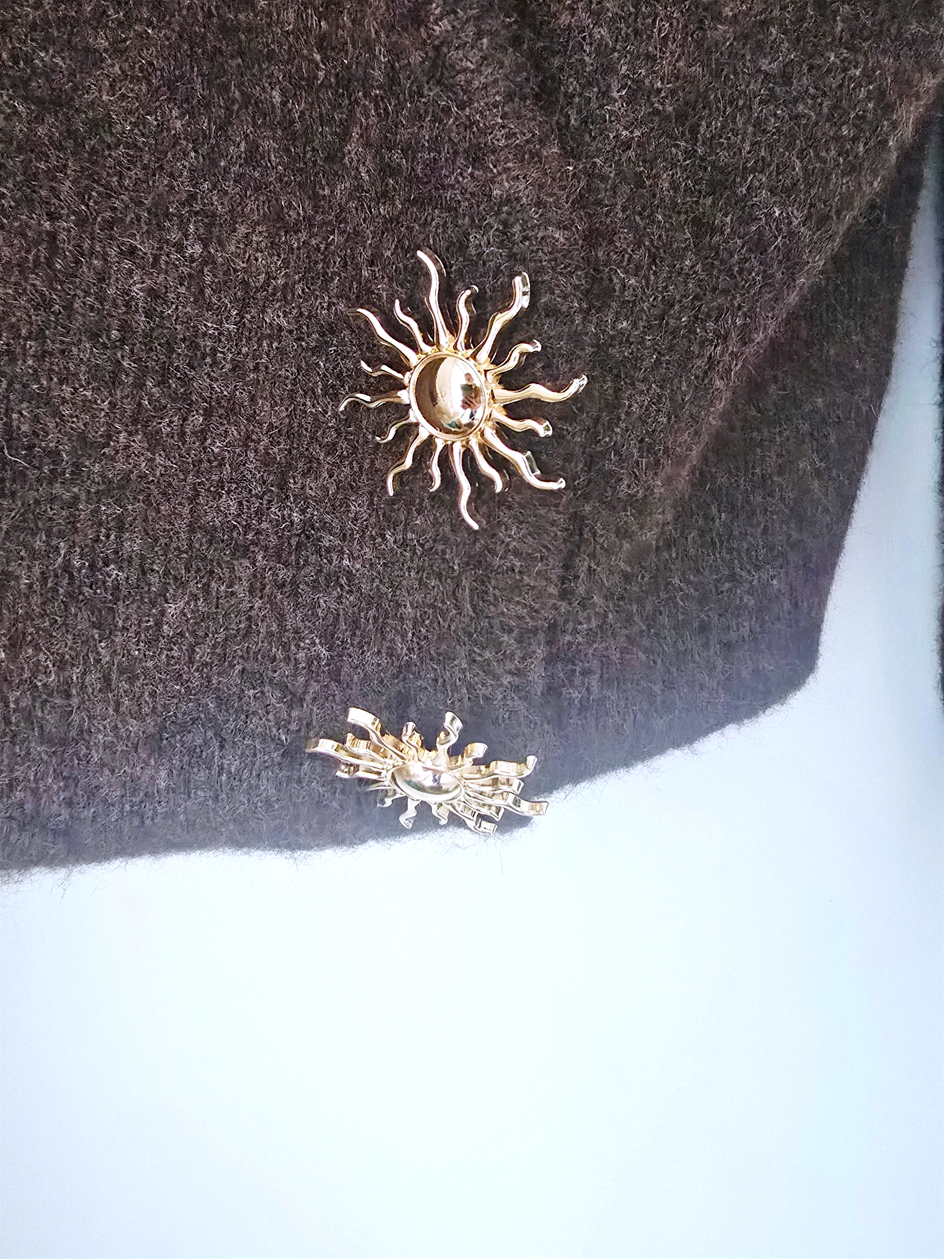 Pull cache cœur marron - 𝐌𝐚𝐫𝐢𝐧𝐚𝟒𝟒𝐟𝐚𝐦𝐢𝐥𝐲