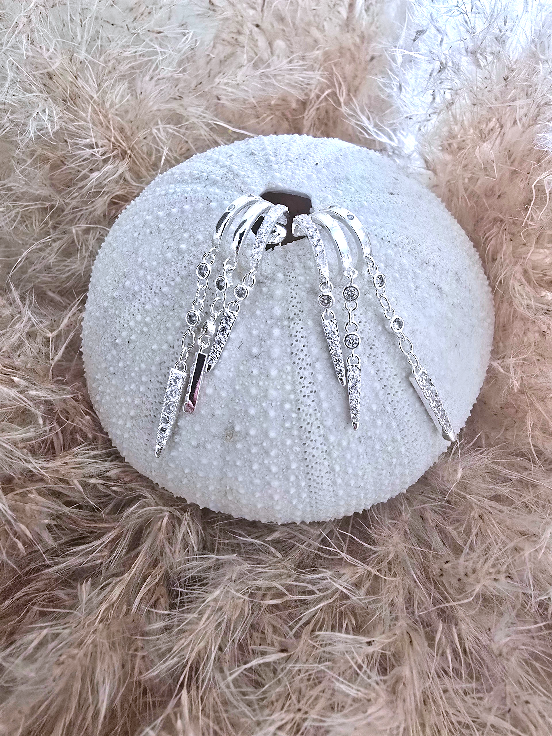 Boucles d'oreilles pendentes argentées acier inoxydable - 𝐌𝐚𝐫𝐢𝐧𝐚𝟒𝟒𝐟𝐚𝐦𝐢𝐥𝐲