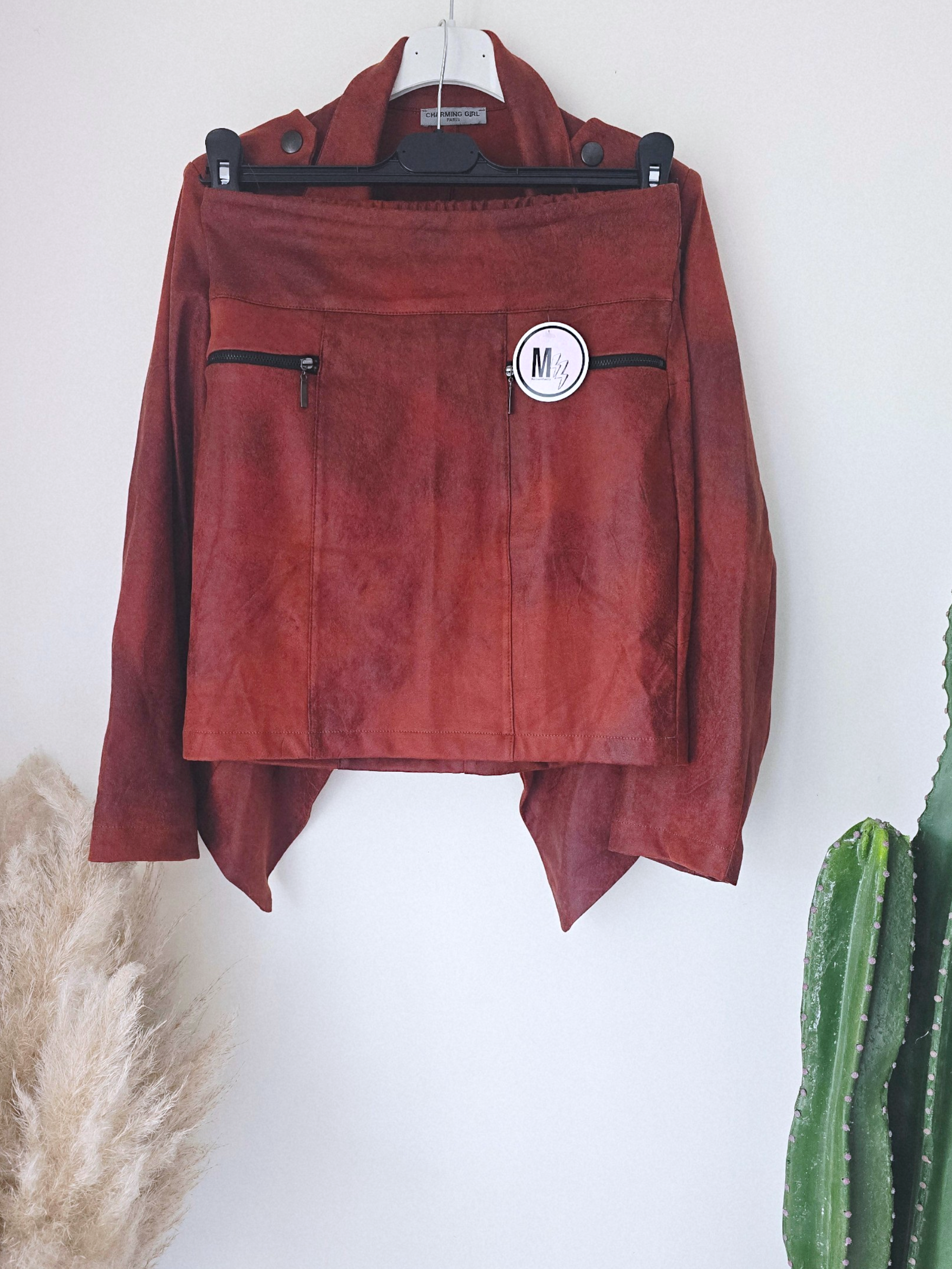 Ensemble veste et jupe Made in France - 𝐌𝐚𝐫𝐢𝐧𝐚𝟒𝟒𝐟𝐚𝐦𝐢𝐥𝐲