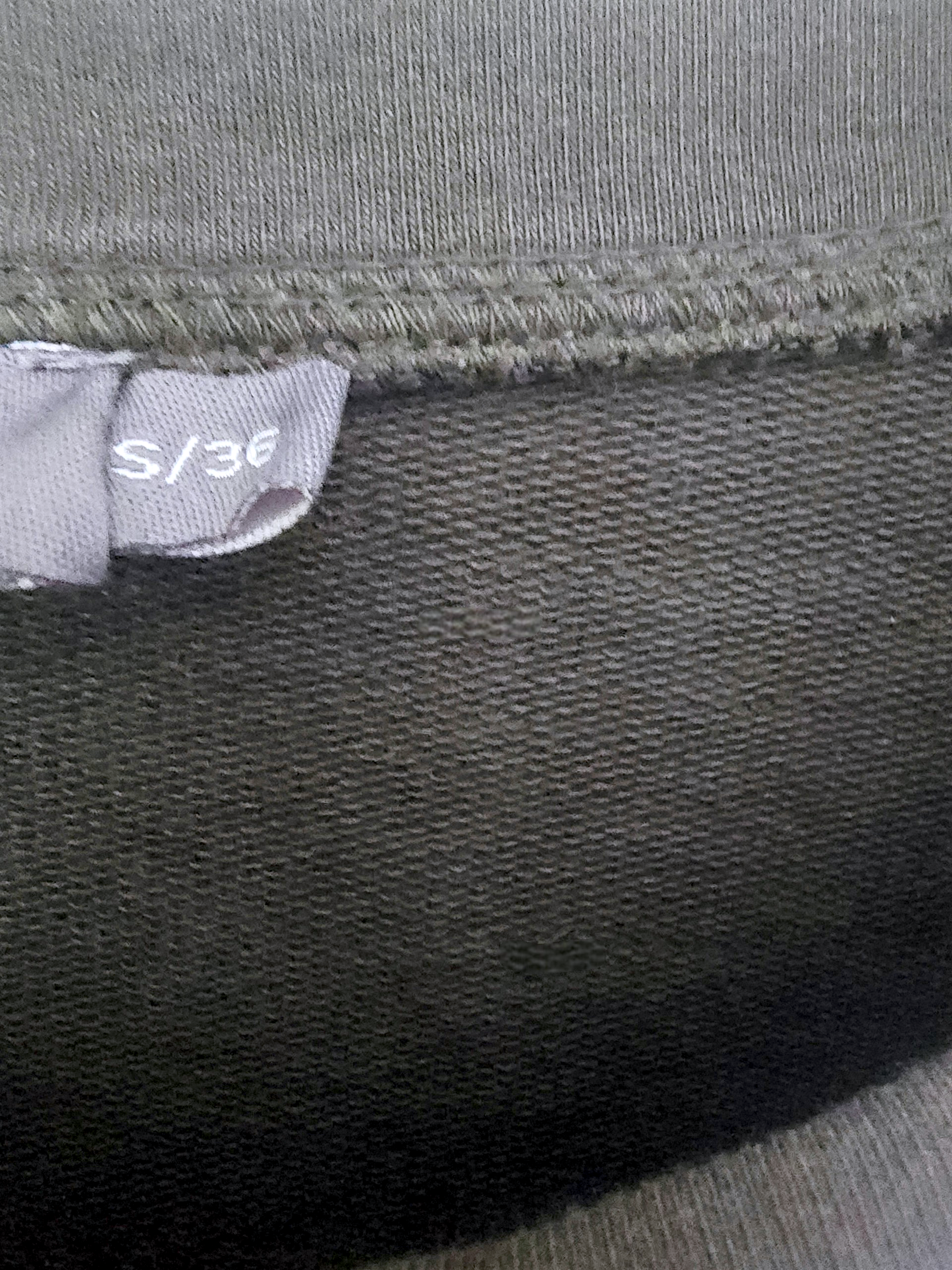 Robe sweat kaki - 𝐌𝐚𝐫𝐢𝐧𝐚𝟒𝟒𝐟𝐚𝐦𝐢𝐥𝐲
