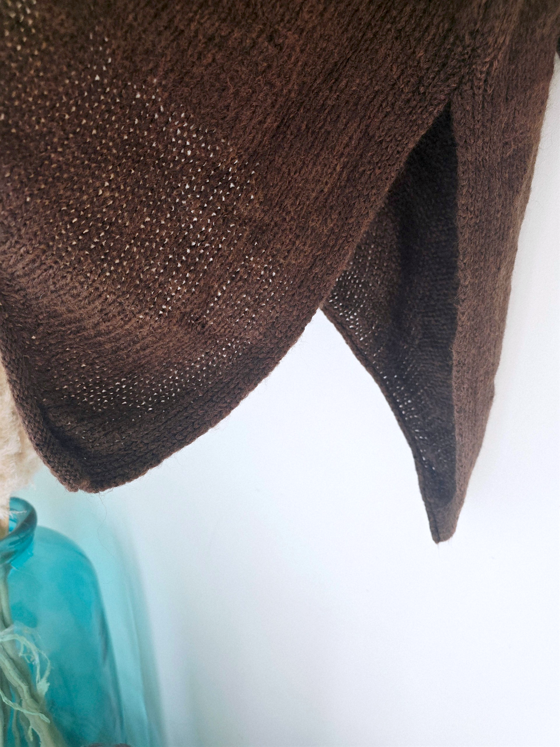 Pull marron longueur asymétrique - 𝐌𝐚𝐫𝐢𝐧𝐚𝟒𝟒𝐟𝐚𝐦𝐢𝐥𝐲
