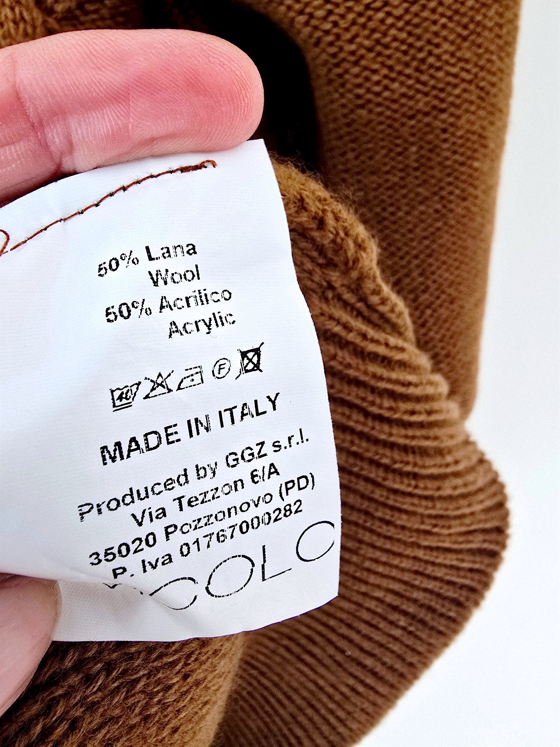 Robe pull de couleur tabac - 𝐌𝐚𝐫𝐢𝐧𝐚𝟒𝟒𝐟𝐚𝐦𝐢𝐥𝐲
