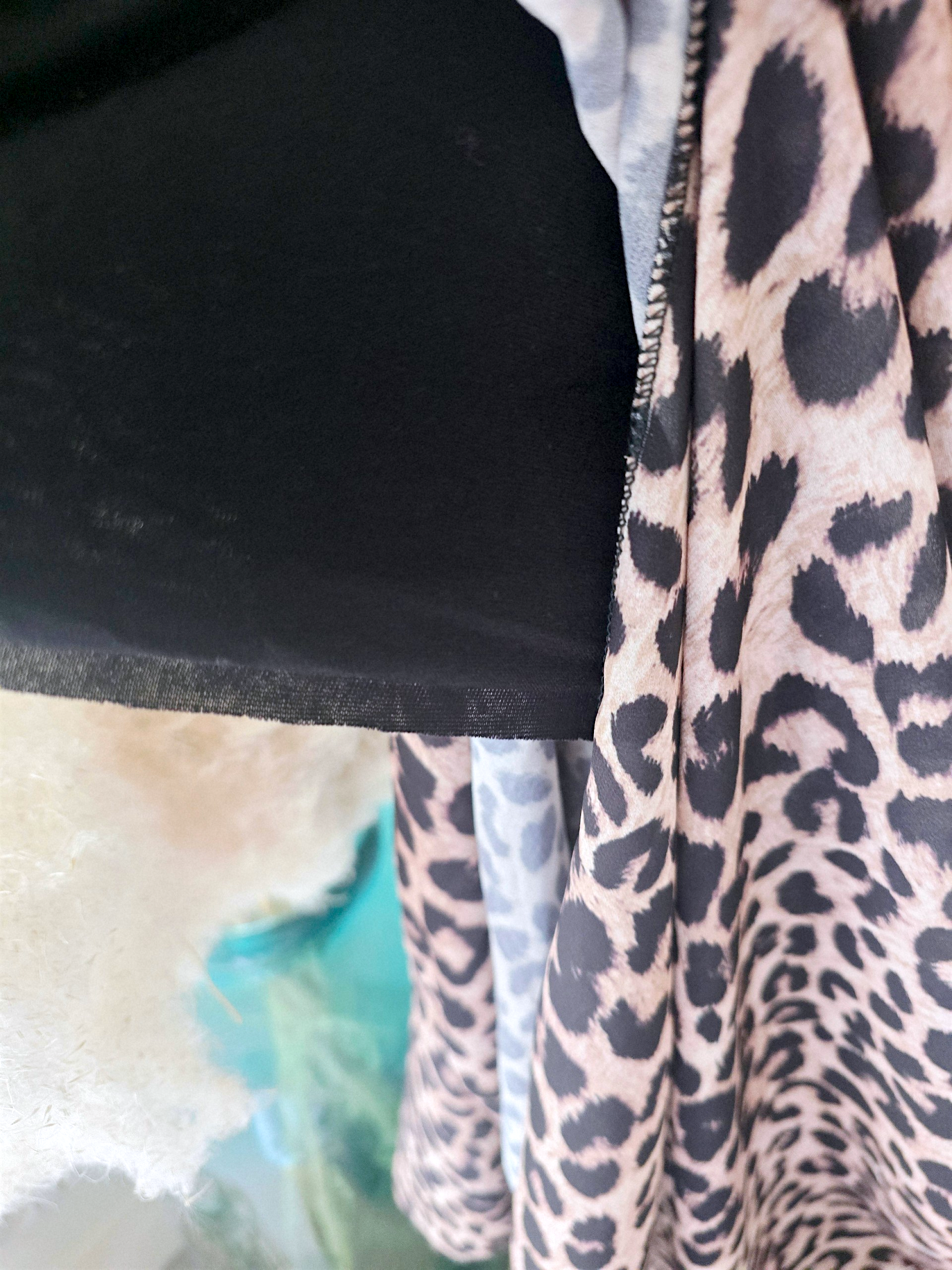 Robe 7/8è  imprimé léopard - 𝐌𝐚𝐫𝐢𝐧𝐚𝟒𝟒𝐟𝐚𝐦𝐢𝐥𝐲
