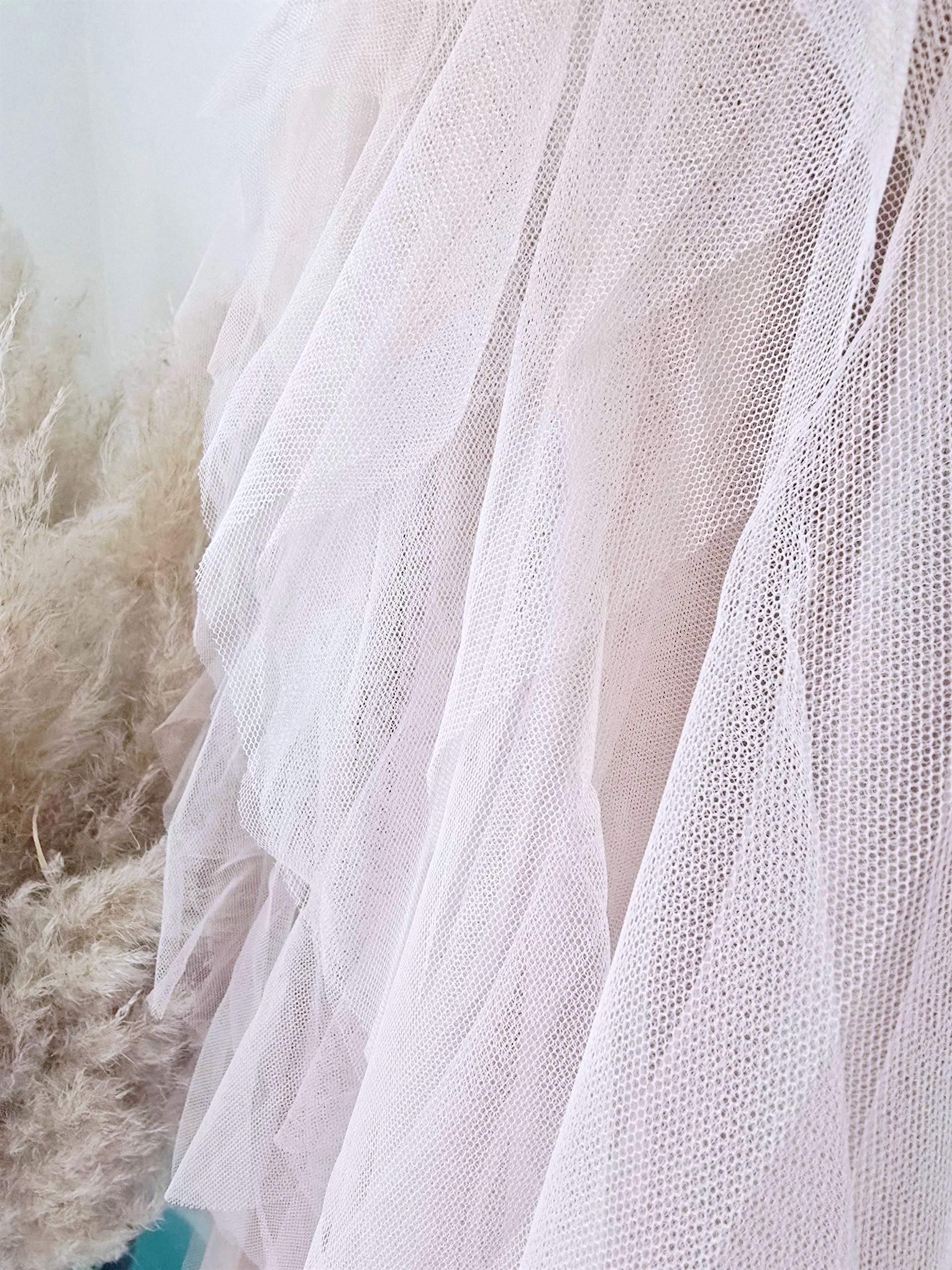 Robe princesse beige - 𝐌𝐚𝐫𝐢𝐧𝐚𝟒𝟒𝐟𝐚𝐦𝐢𝐥𝐲