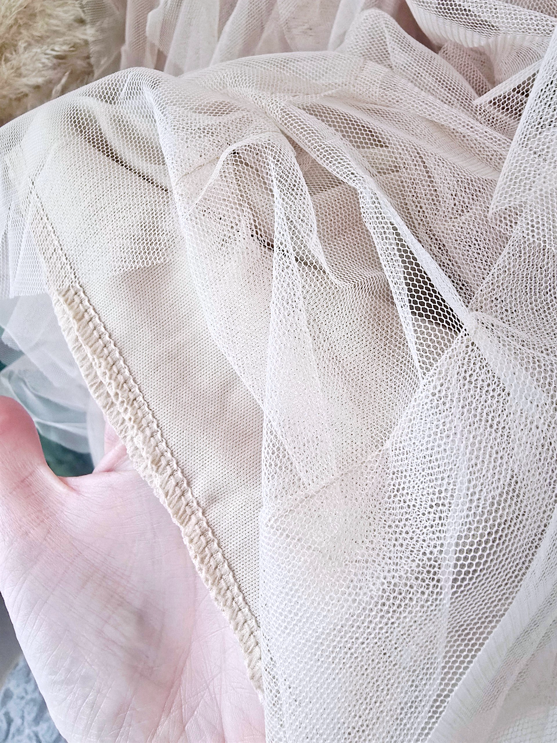 Robe princesse beige - 𝐌𝐚𝐫𝐢𝐧𝐚𝟒𝟒𝐟𝐚𝐦𝐢𝐥𝐲