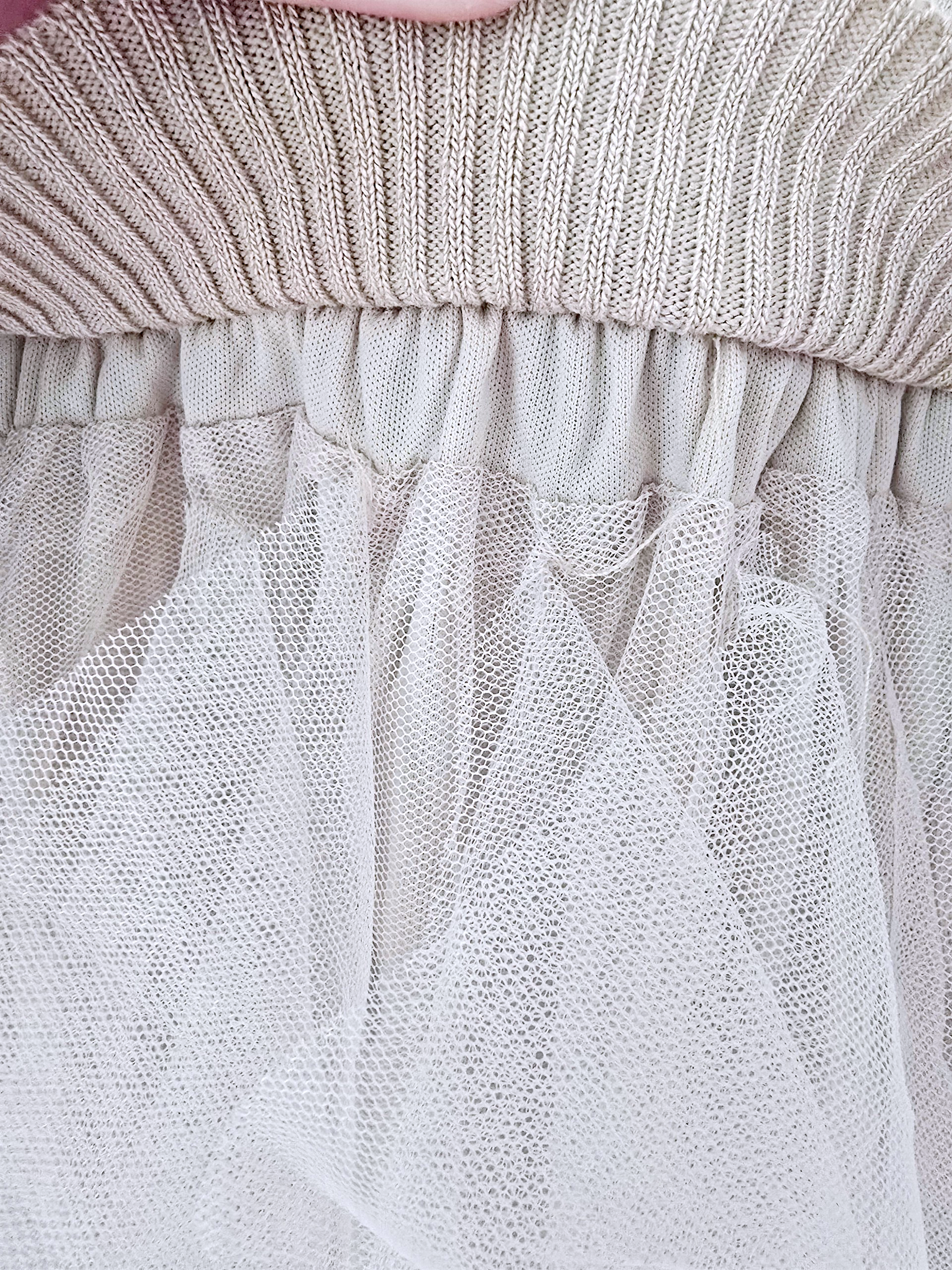 Robe princesse beige - 𝐌𝐚𝐫𝐢𝐧𝐚𝟒𝟒𝐟𝐚𝐦𝐢𝐥𝐲