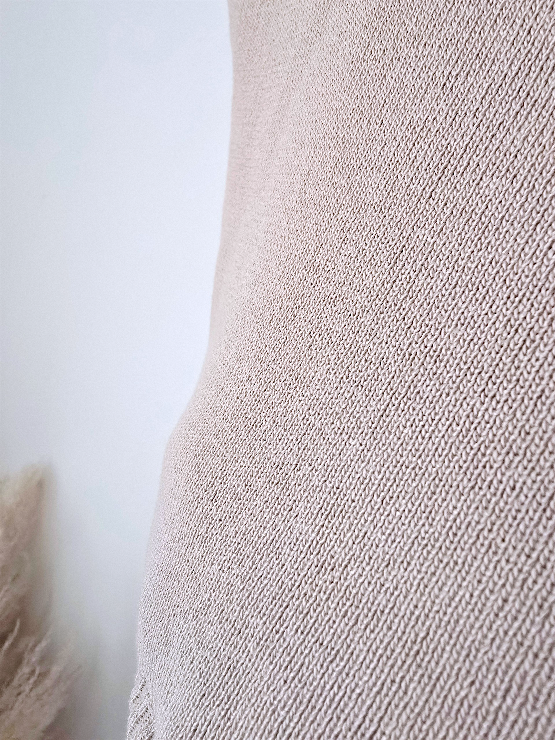 Robe princesse beige - 𝐌𝐚𝐫𝐢𝐧𝐚𝟒𝟒𝐟𝐚𝐦𝐢𝐥𝐲