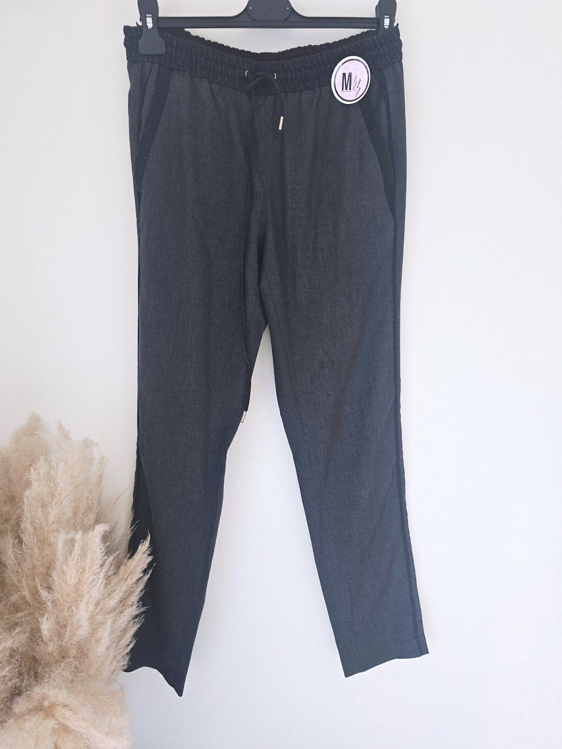 Pantalon jeeging gris anthracite - 𝐌𝐚𝐫𝐢𝐧𝐚𝟒𝟒𝐟𝐚𝐦𝐢𝐥𝐲