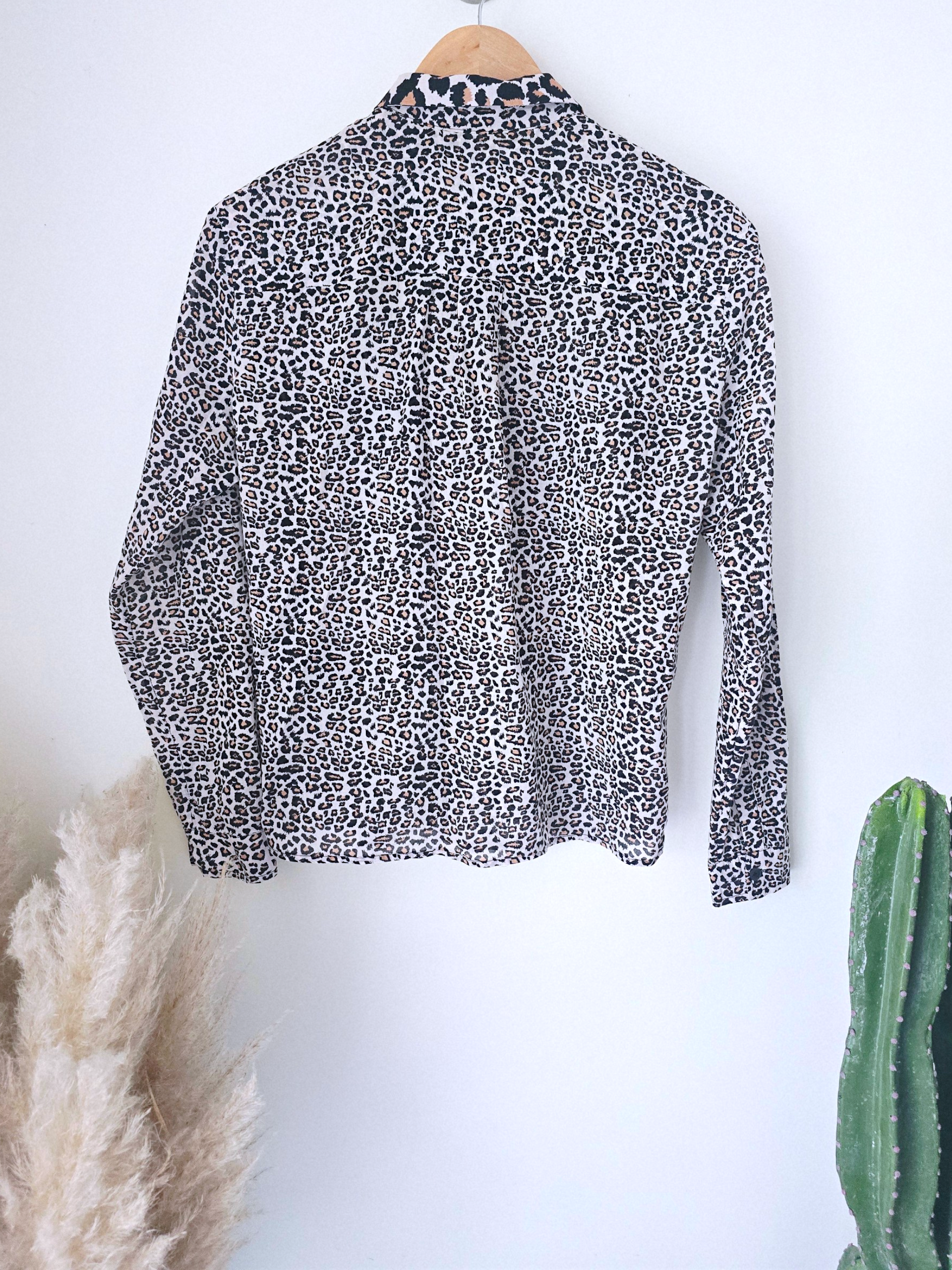 Chemise en coton à imprimé léopard - 𝐌𝐚𝐫𝐢𝐧𝐚𝟒𝟒𝐟𝐚𝐦𝐢𝐥𝐲