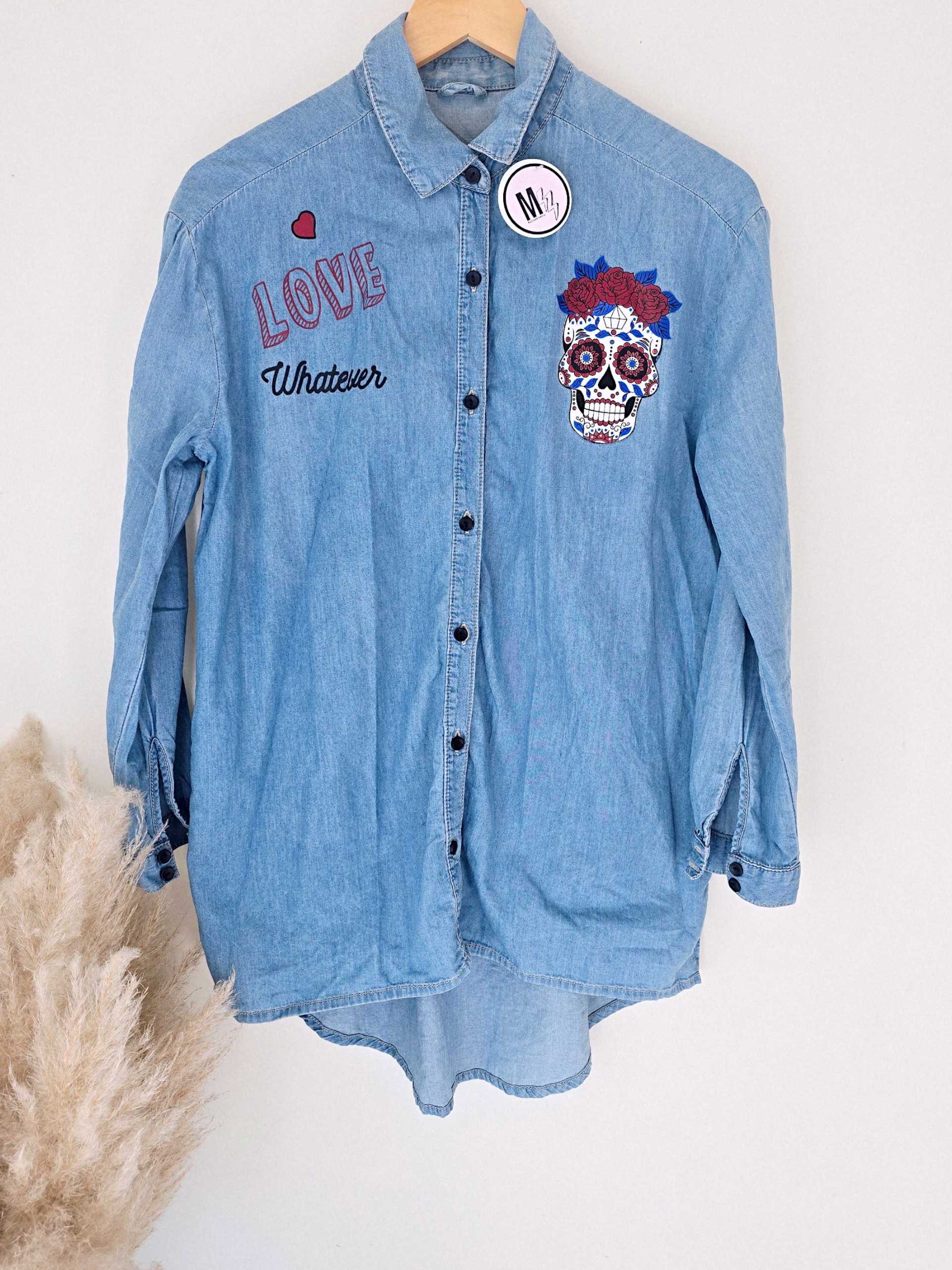 Chemise longue bleue avec inscriptions - 𝐌𝐚𝐫𝐢𝐧𝐚𝟒𝟒𝐟𝐚𝐦𝐢𝐥𝐲