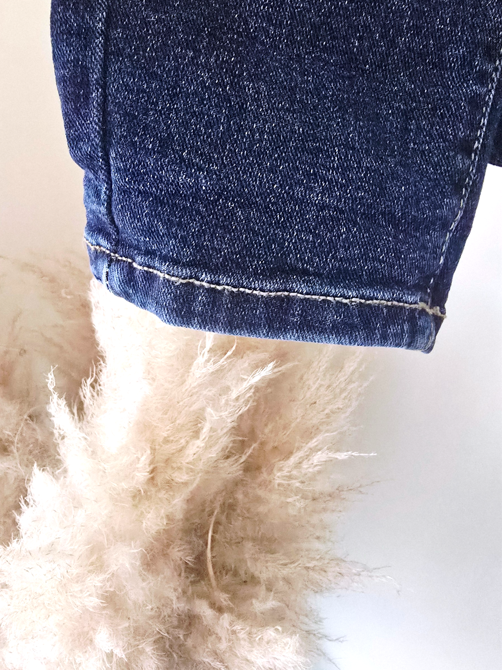 Jean jeeging bleu brut délavé - 𝐌𝐚𝐫𝐢𝐧𝐚𝟒𝟒𝐟𝐚𝐦𝐢𝐥𝐲