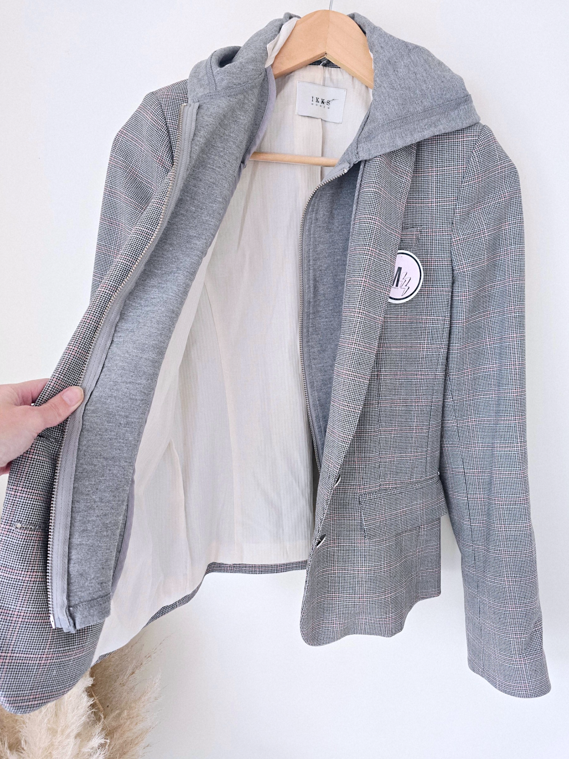 Veste à capuche à imprimé à carreaux - 𝐌𝐚𝐫𝐢𝐧𝐚𝟒𝟒𝐟𝐚𝐦𝐢𝐥𝐲