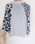 Pull gris à imprimé léopard noir - 𝐌𝐚𝐫𝐢𝐧𝐚𝟒𝟒𝐟𝐚𝐦𝐢𝐥𝐲