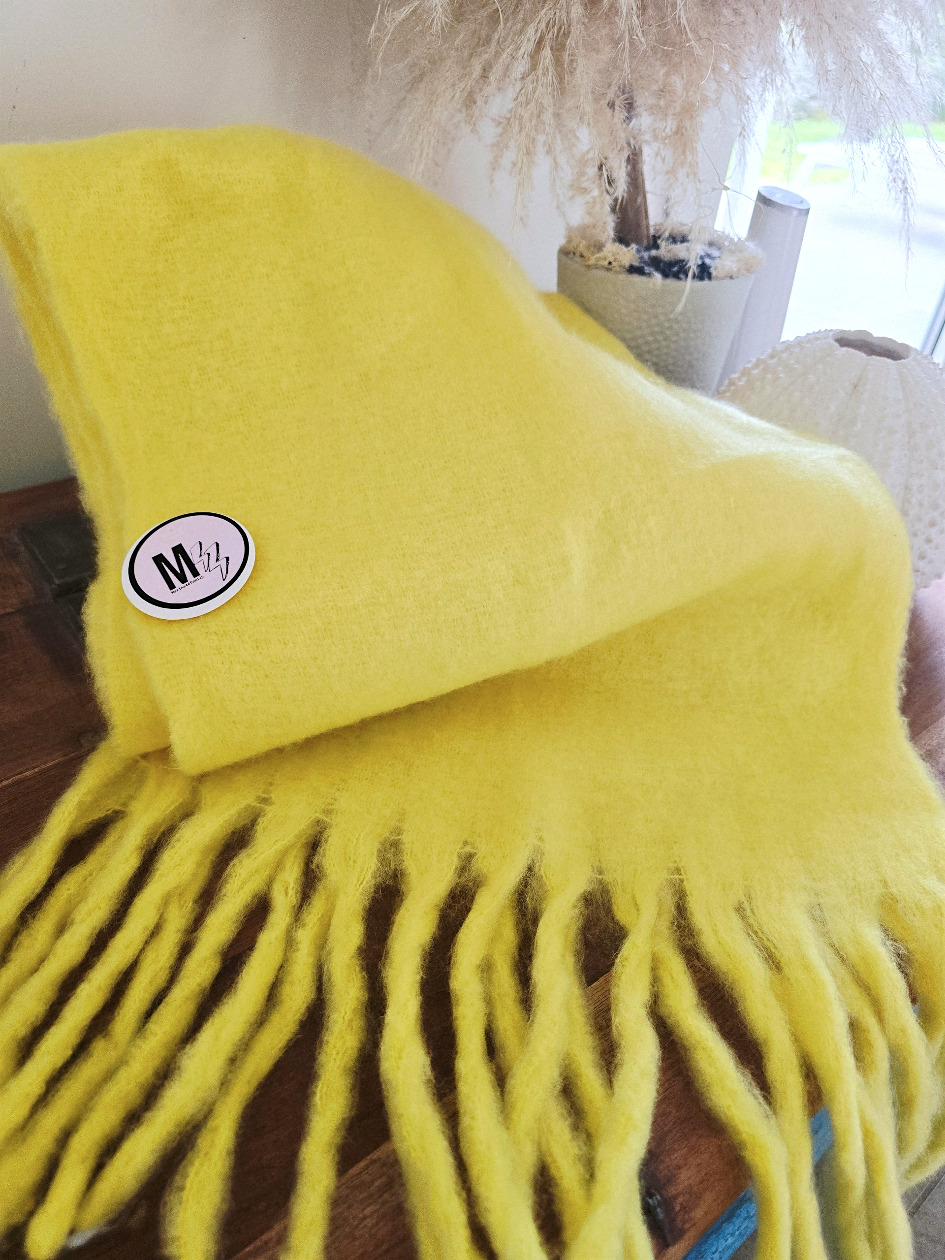Écharpe douce et longue jaune - 𝐌𝐚𝐫𝐢𝐧𝐚𝟒𝟒𝐟𝐚𝐦𝐢𝐥𝐲