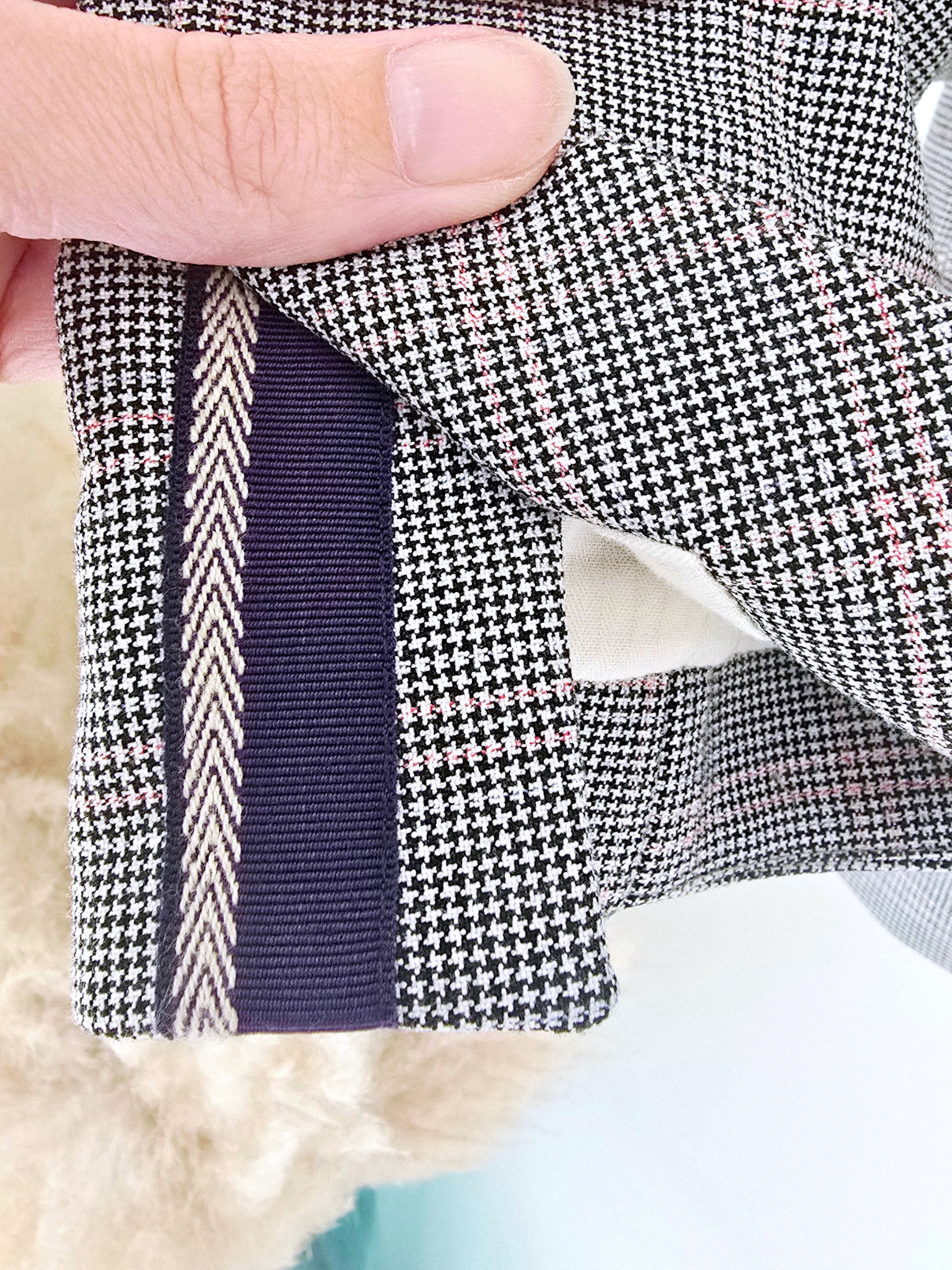 Veste à capuche à imprimé à carreaux - 𝐌𝐚𝐫𝐢𝐧𝐚𝟒𝟒𝐟𝐚𝐦𝐢𝐥𝐲