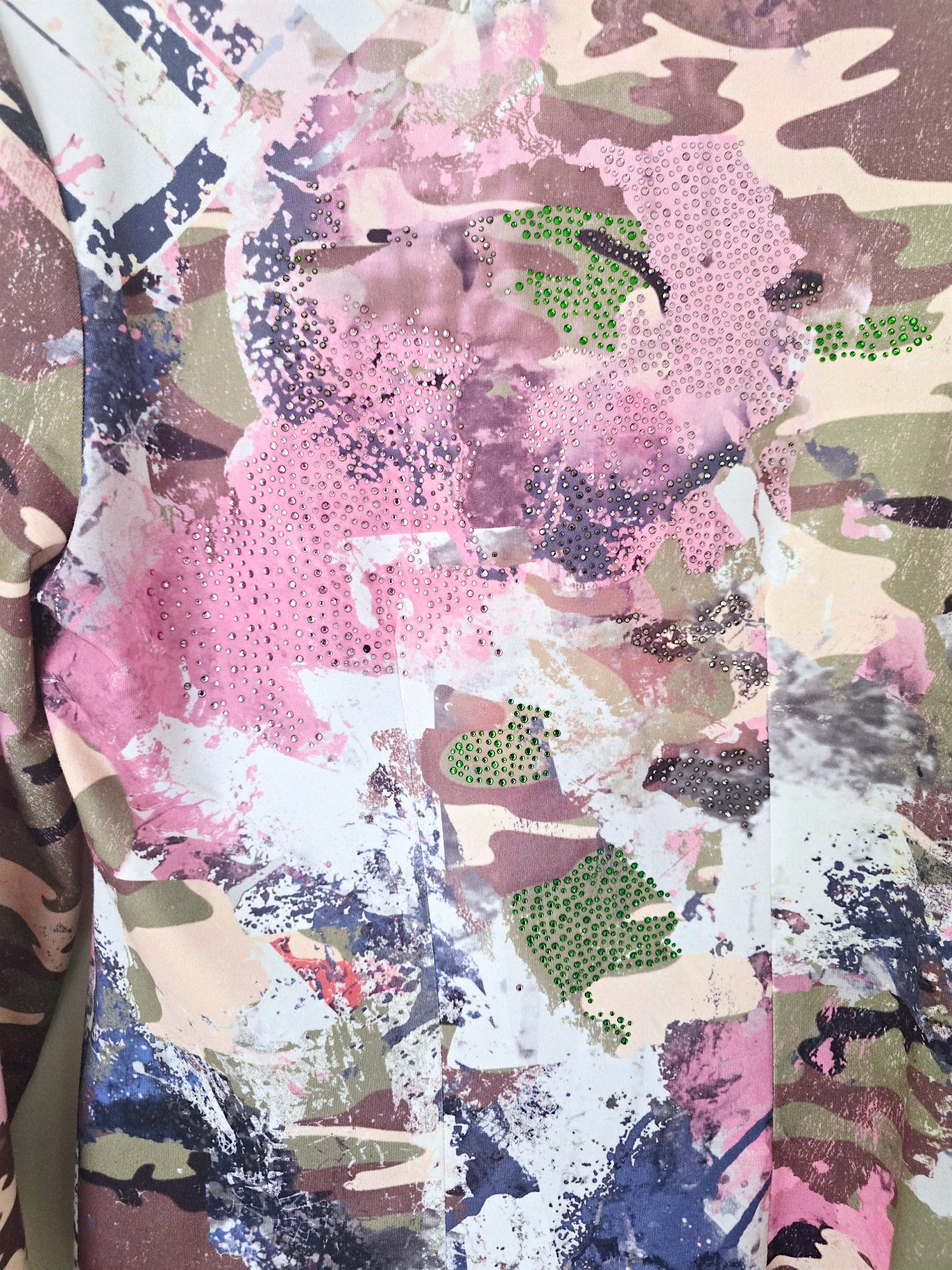 Veste cintrée camouflage avec strass au dos - 𝐌𝐚𝐫𝐢𝐧𝐚𝟒𝟒𝐟𝐚𝐦𝐢𝐥𝐲