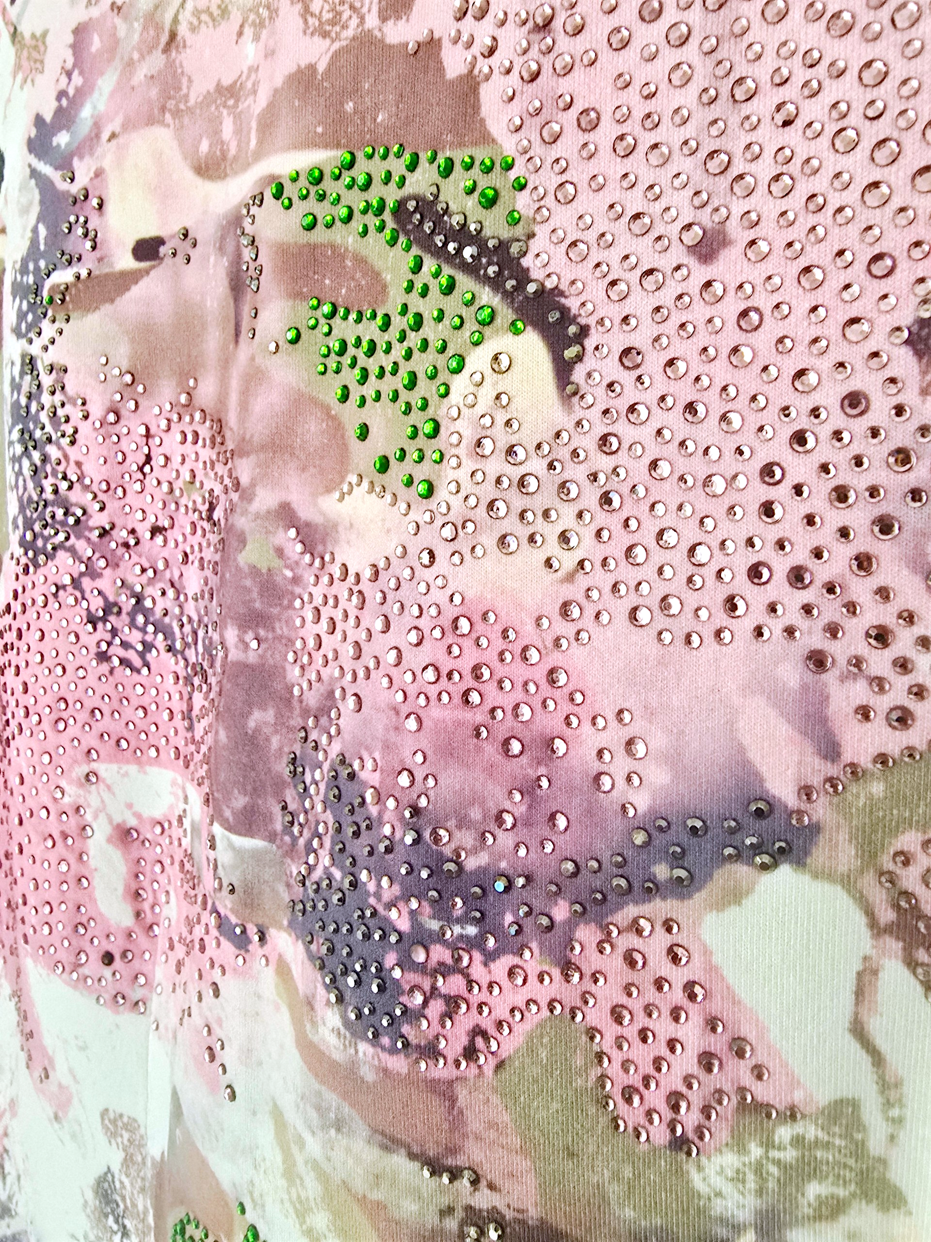 Veste cintrée camouflage avec strass au dos - 𝐌𝐚𝐫𝐢𝐧𝐚𝟒𝟒𝐟𝐚𝐦𝐢𝐥𝐲
