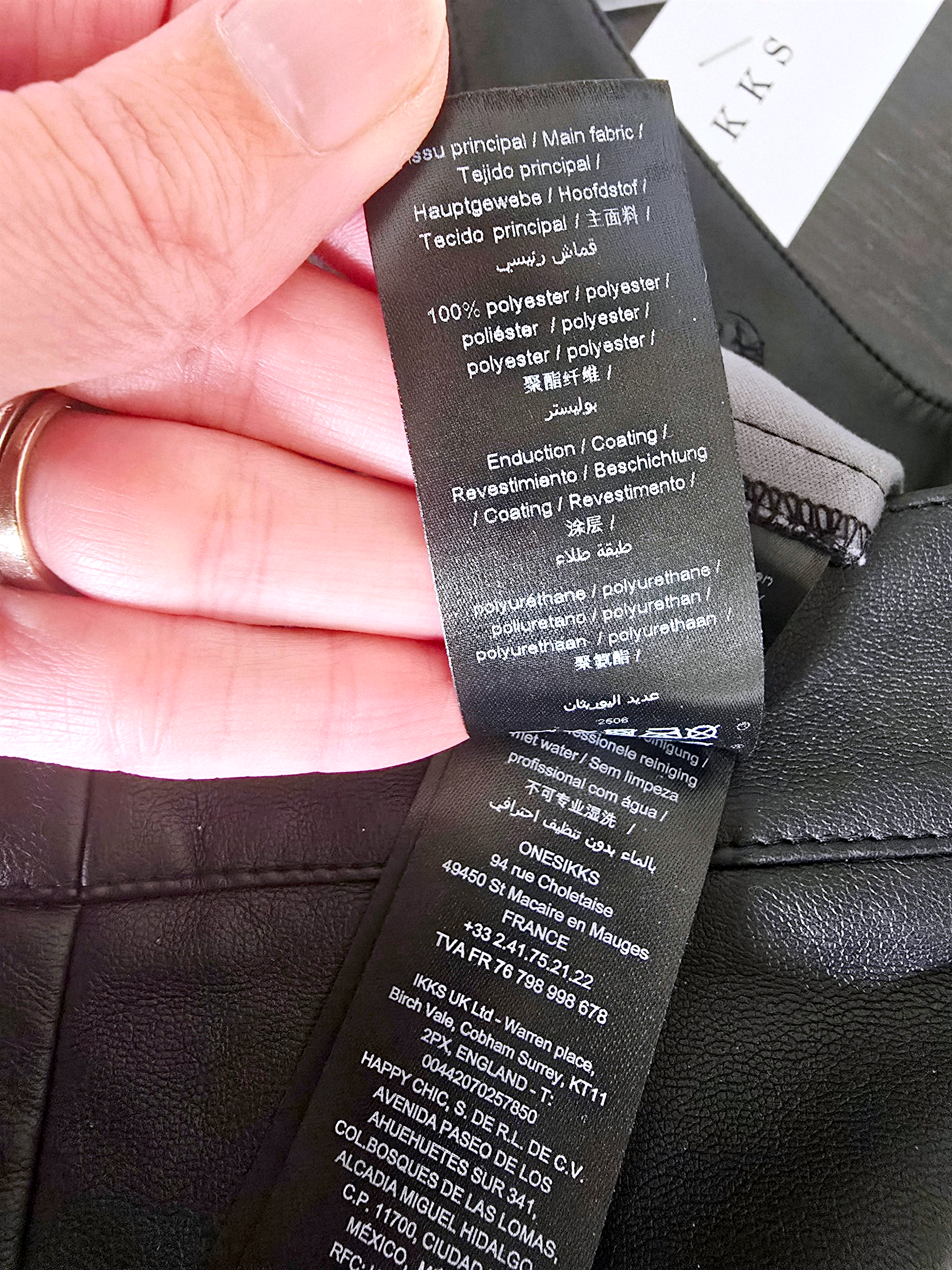 Pantalon slim noir - 𝐌𝐚𝐫𝐢𝐧𝐚𝟒𝟒𝐟𝐚𝐦𝐢𝐥𝐲