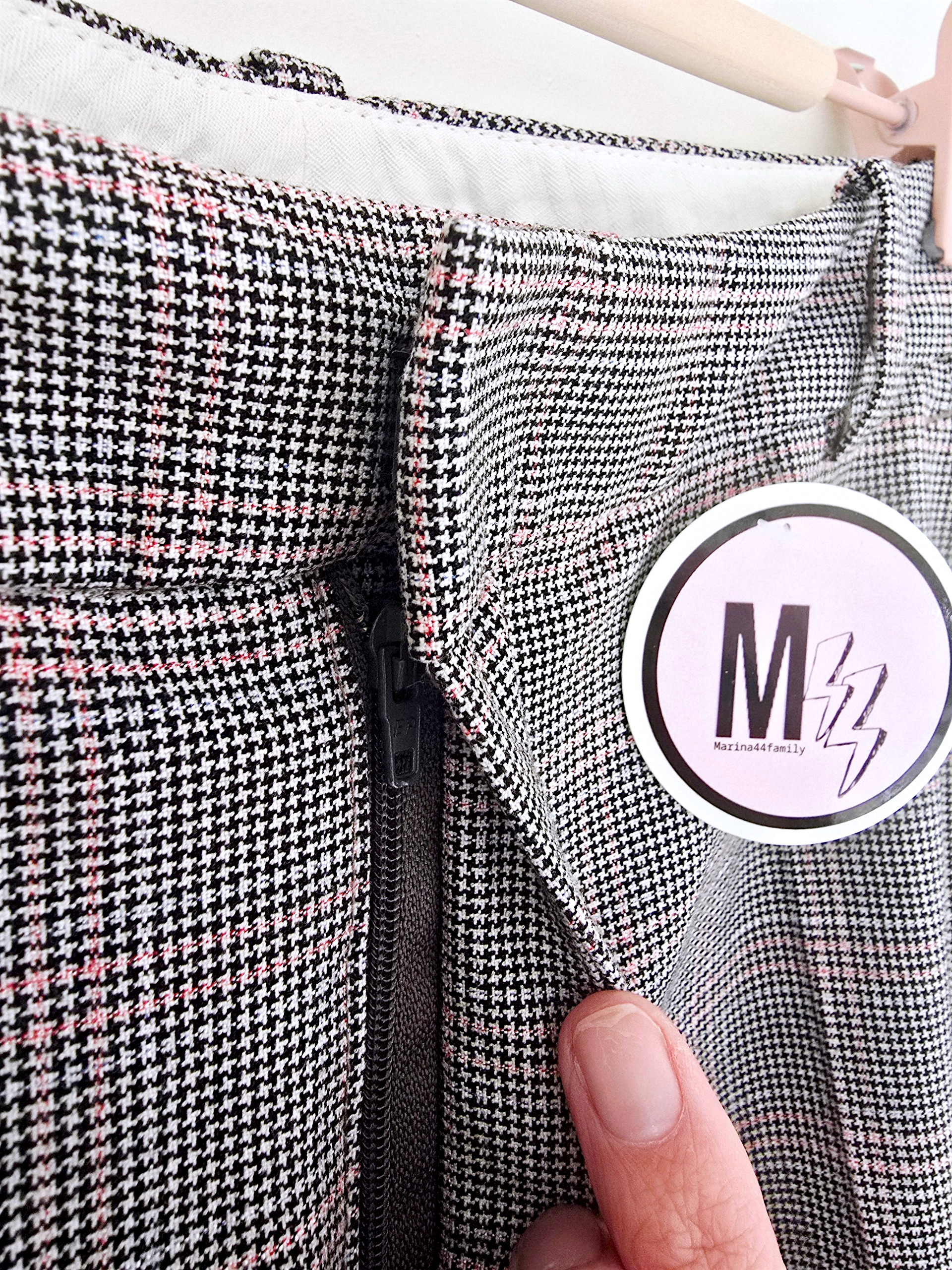 Pantalon chic à carreaux - 𝐌𝐚𝐫𝐢𝐧𝐚𝟒𝟒𝐟𝐚𝐦𝐢𝐥𝐲