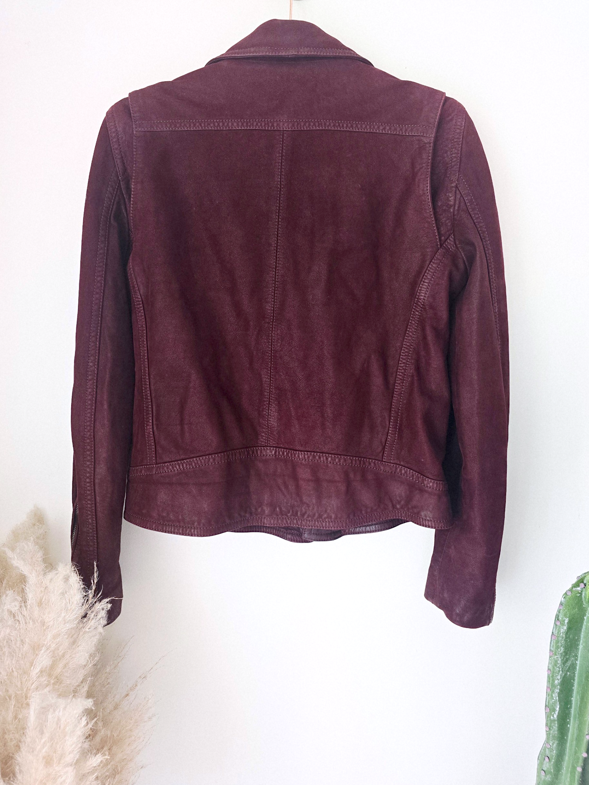 Perfecto aubergine 100% cuir - 𝐌𝐚𝐫𝐢𝐧𝐚𝟒𝟒𝐟𝐚𝐦𝐢𝐥𝐲