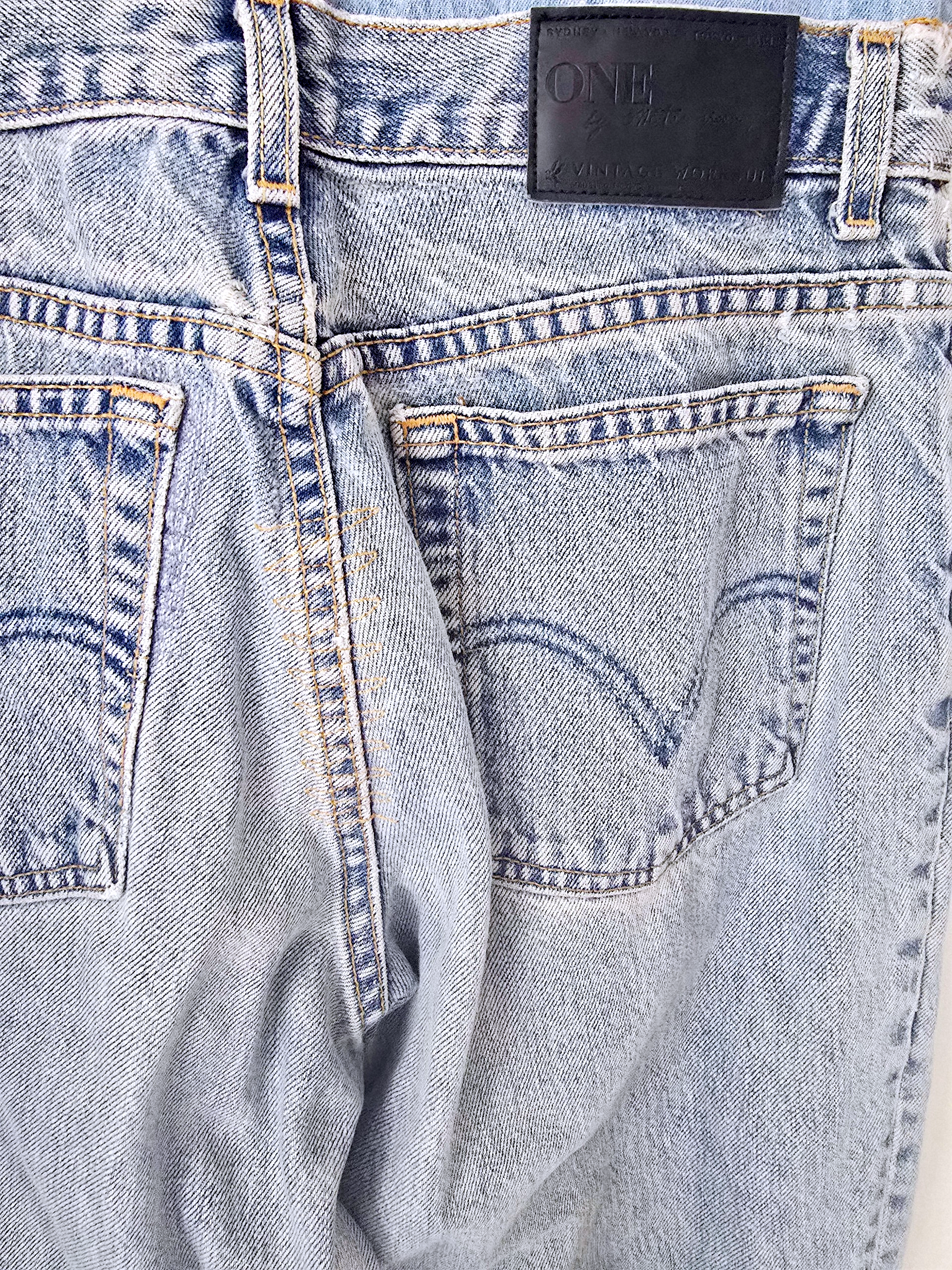 Combinaison en jean boyfriend - 𝐌𝐚𝐫𝐢𝐧𝐚𝟒𝟒𝐟𝐚𝐦𝐢𝐥𝐲