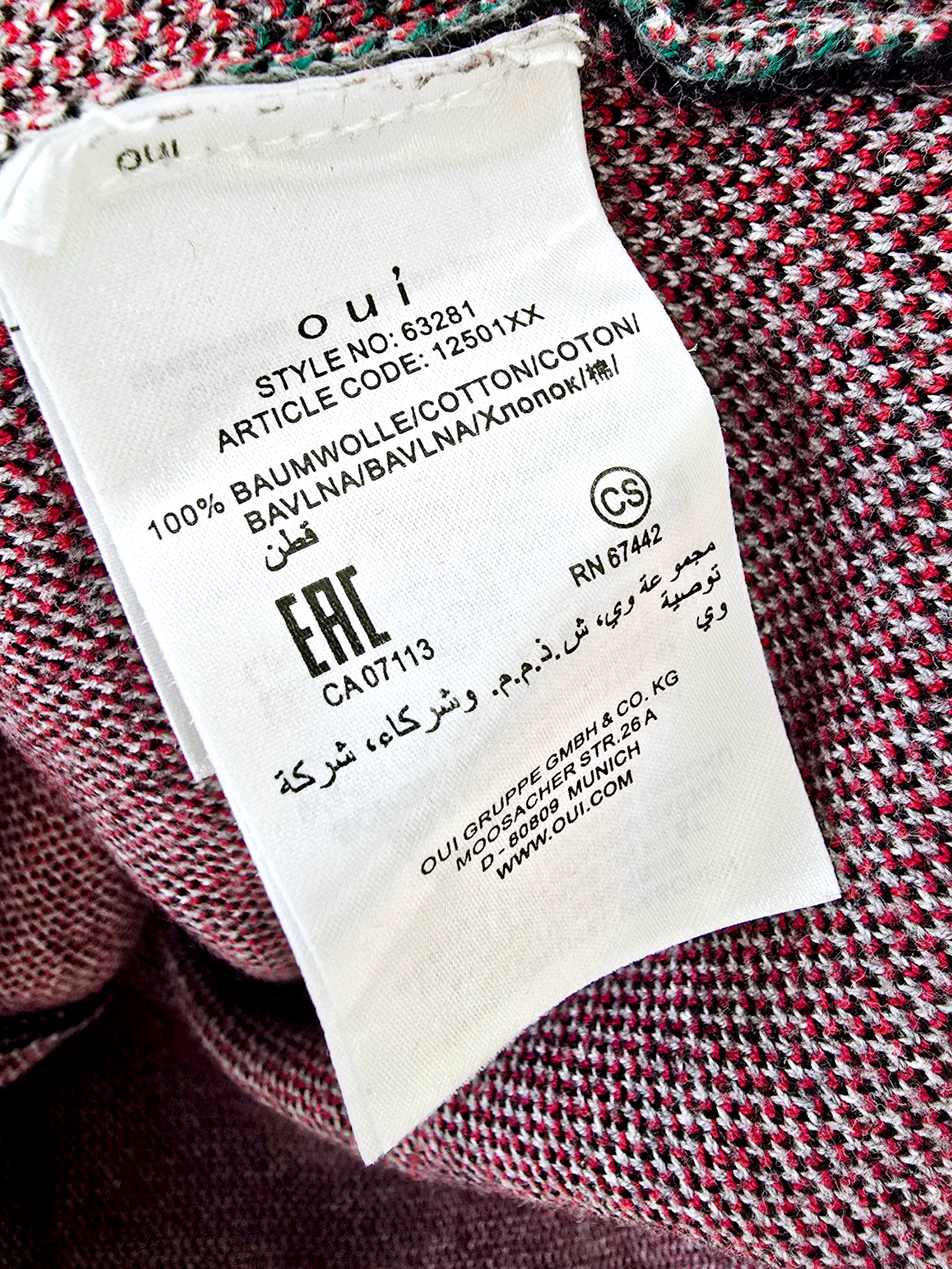 Pull gris à écussons - 𝐌𝐚𝐫𝐢𝐧𝐚𝟒𝟒𝐟𝐚𝐦𝐢𝐥𝐲