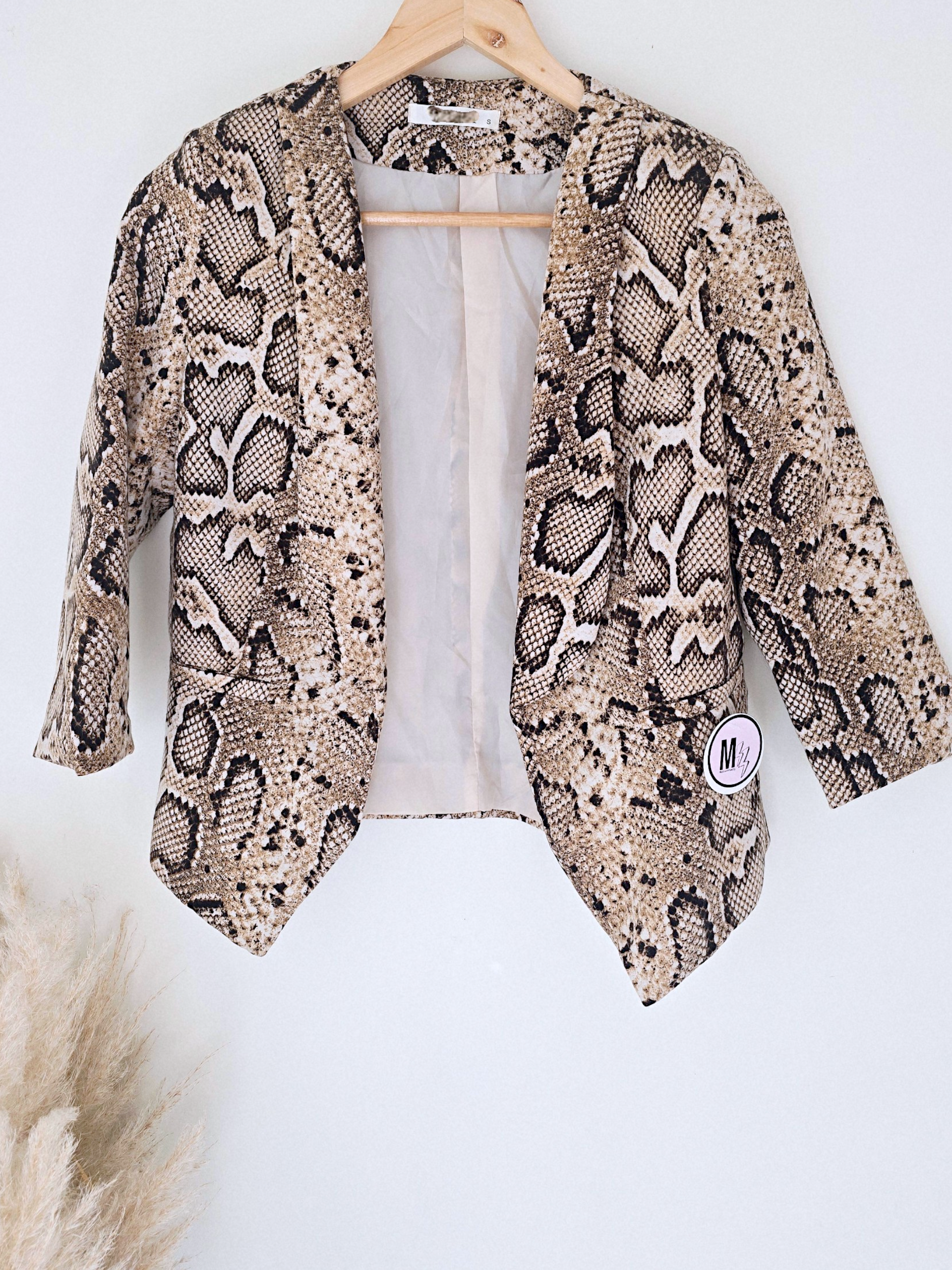 Veste cintrée à imprimé python maille sweat - 𝐌𝐚𝐫𝐢𝐧𝐚𝟒𝟒𝐟𝐚𝐦𝐢𝐥𝐲