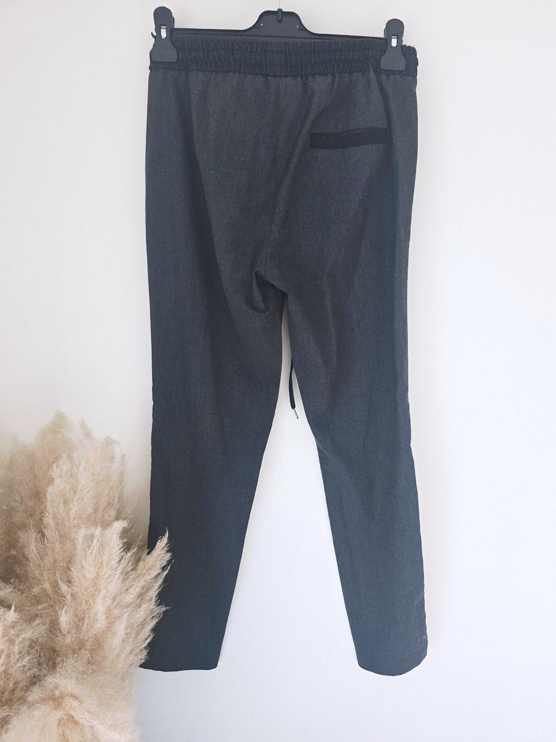 Pantalon jeeging gris anthracite - 𝐌𝐚𝐫𝐢𝐧𝐚𝟒𝟒𝐟𝐚𝐦𝐢𝐥𝐲