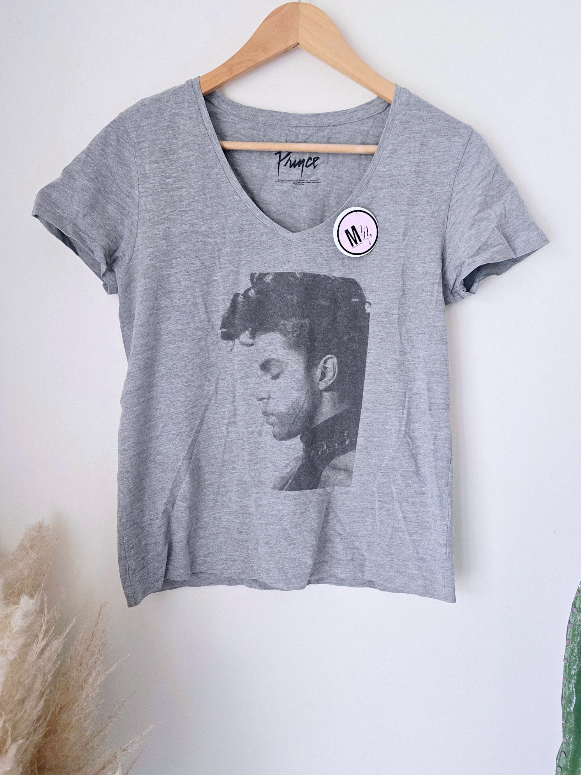 T-shirt gris clair PRINCE - 𝐌𝐚𝐫𝐢𝐧𝐚𝟒𝟒𝐟𝐚𝐦𝐢𝐥𝐲
