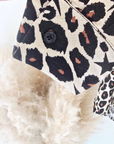 Chemise beige à imprimé léopard marron et noir - 𝐌𝐚𝐫𝐢𝐧𝐚𝟒𝟒𝐟𝐚𝐦𝐢𝐥𝐲