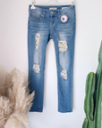 Jean bleu délavé avec empiècements en dentelle - 𝐌𝐚𝐫𝐢𝐧𝐚𝟒𝟒𝐟𝐚𝐦𝐢𝐥𝐲