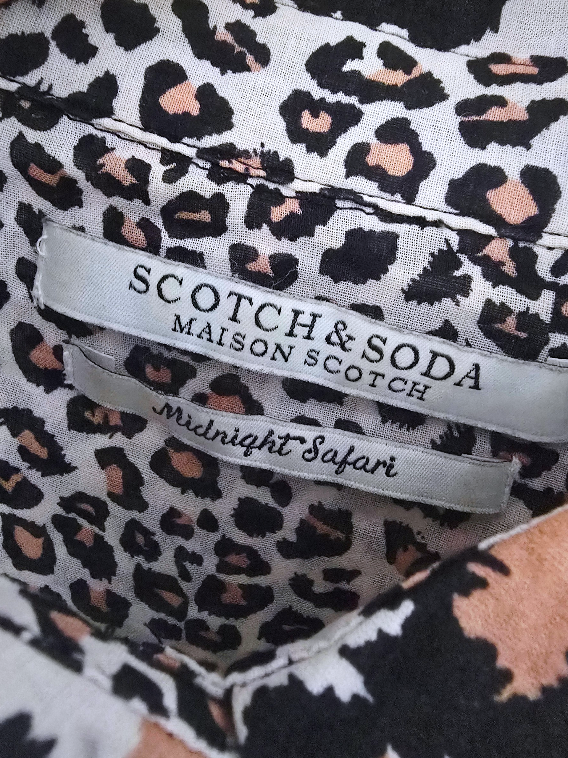 Chemise en coton à imprimé léopard - 𝐌𝐚𝐫𝐢𝐧𝐚𝟒𝟒𝐟𝐚𝐦𝐢𝐥𝐲