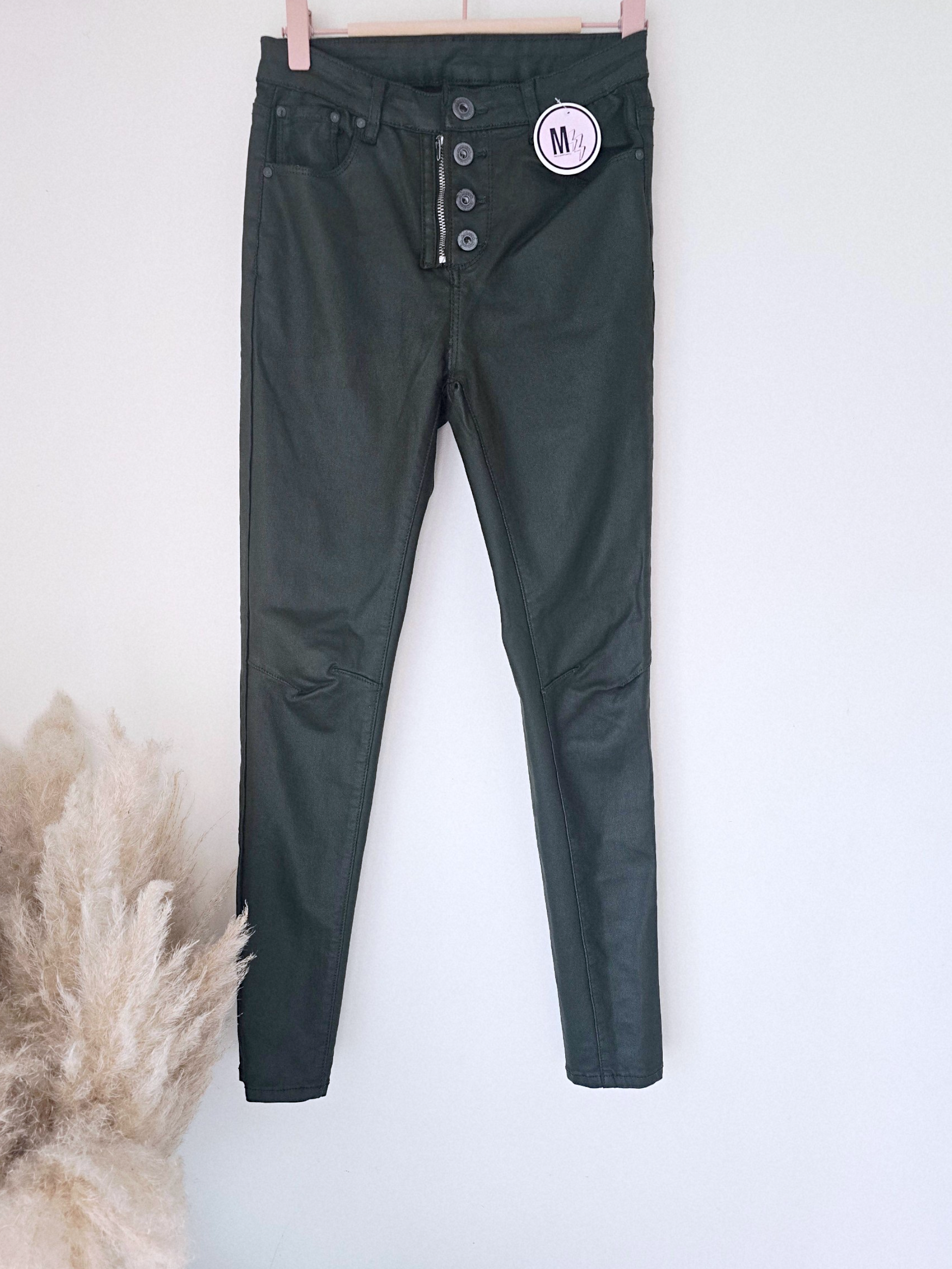Pantalon slim huilé vert kaki - 𝐌𝐚𝐫𝐢𝐧𝐚𝟒𝟒𝐟𝐚𝐦𝐢𝐥𝐲